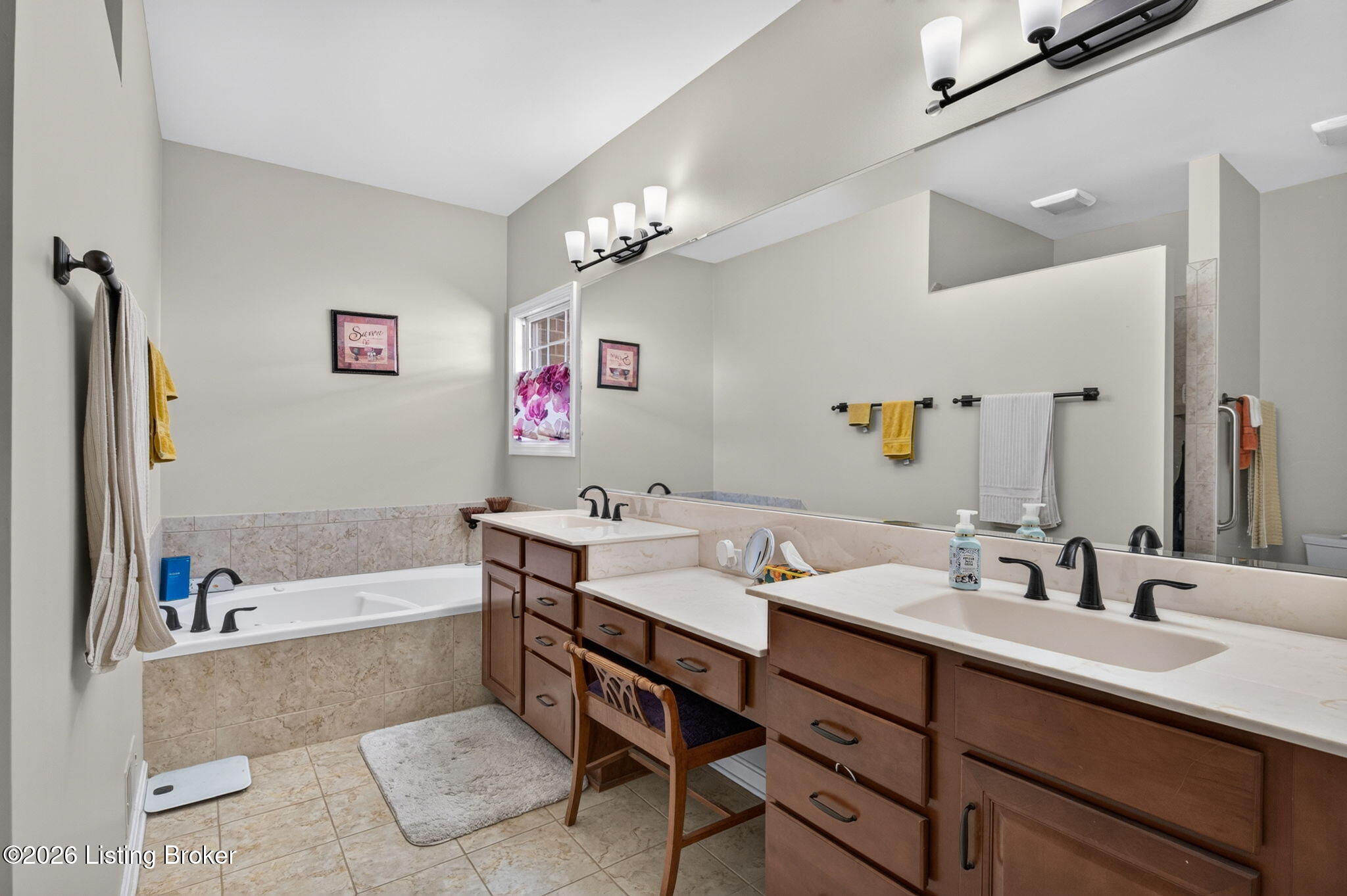 5121 Rock Water Dr Property Photo 22