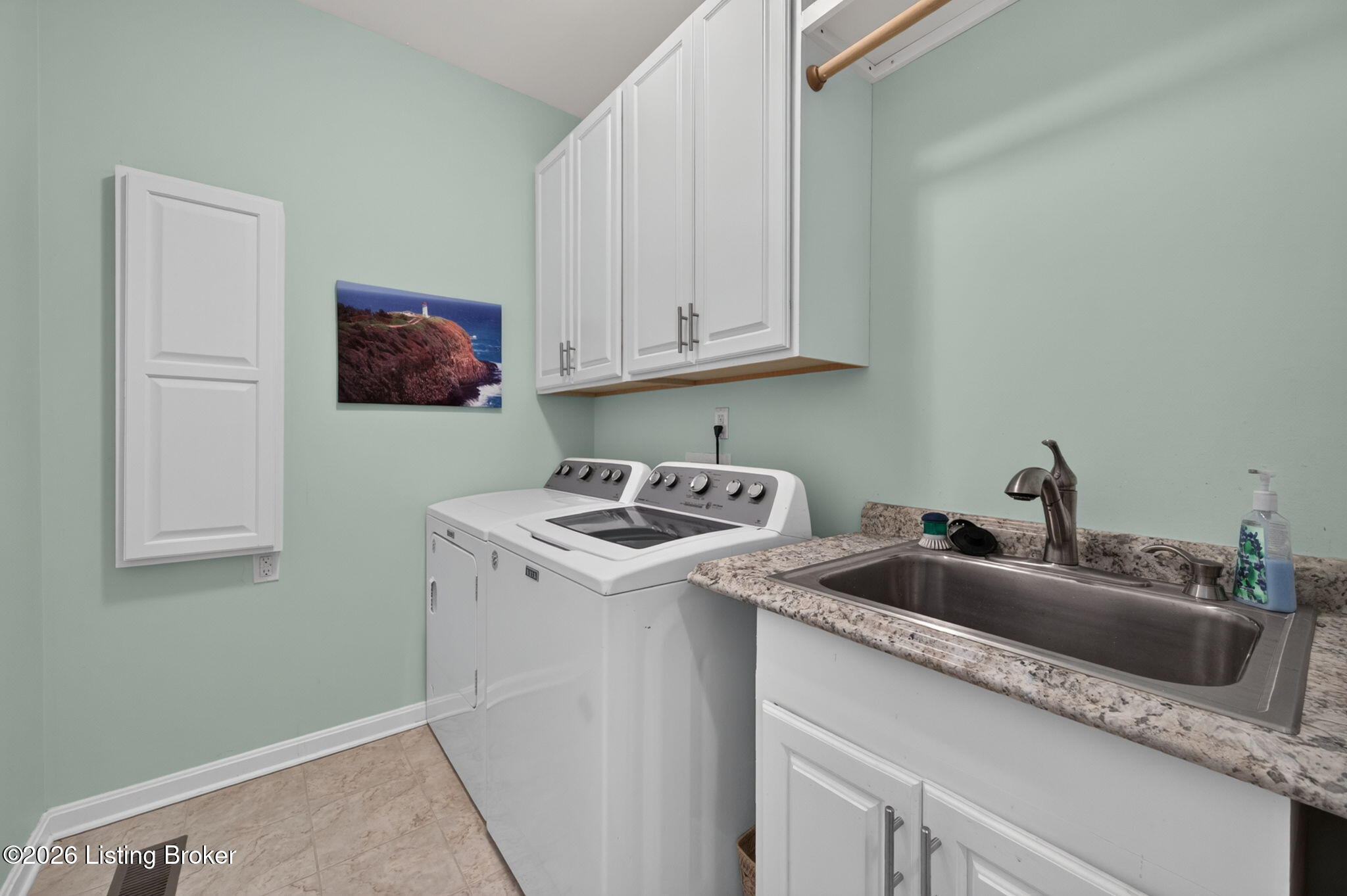 5121 Rock Water Dr Property Photo 28