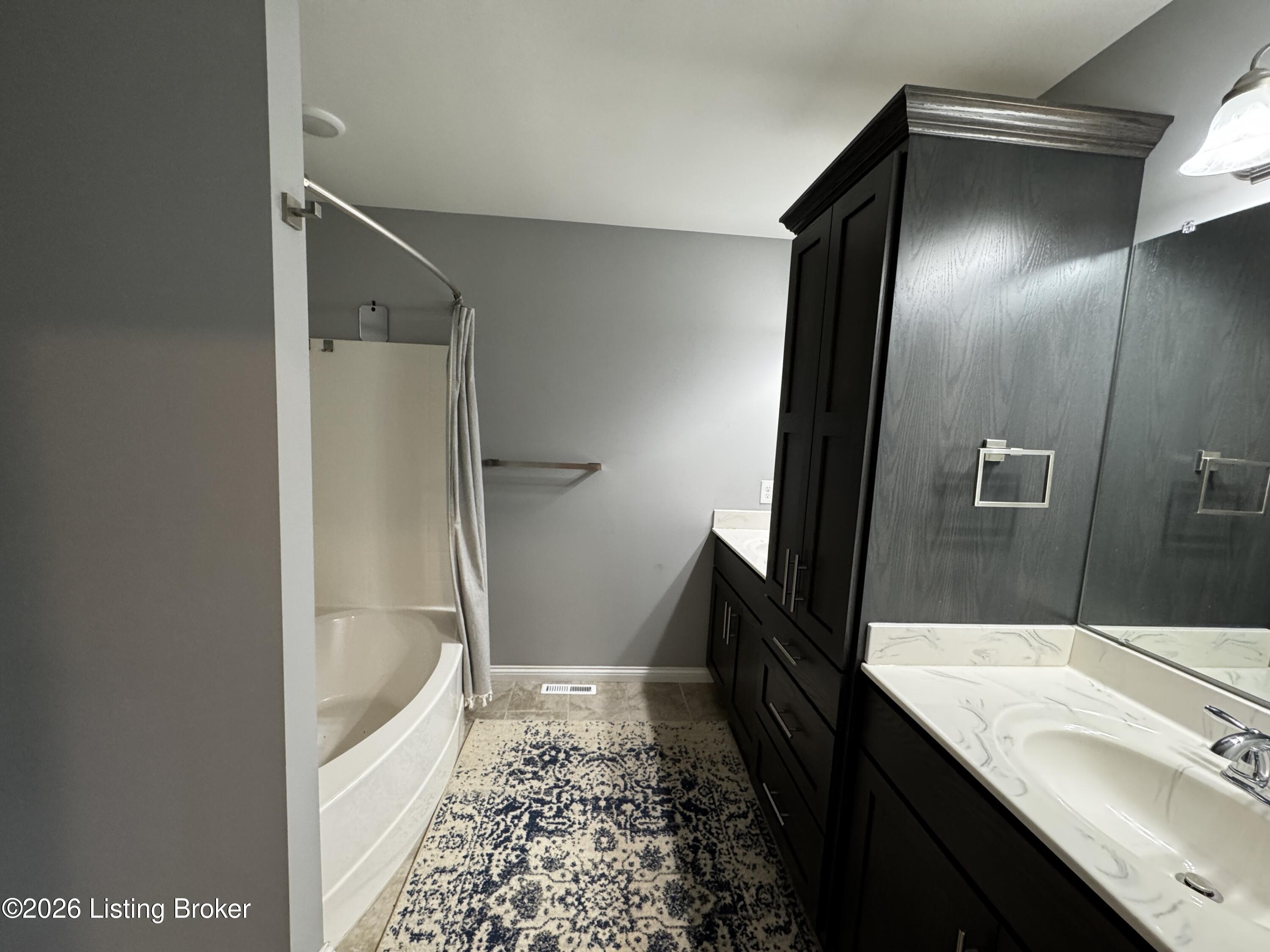 295 Saint Andrews Rd Property Photo 10
