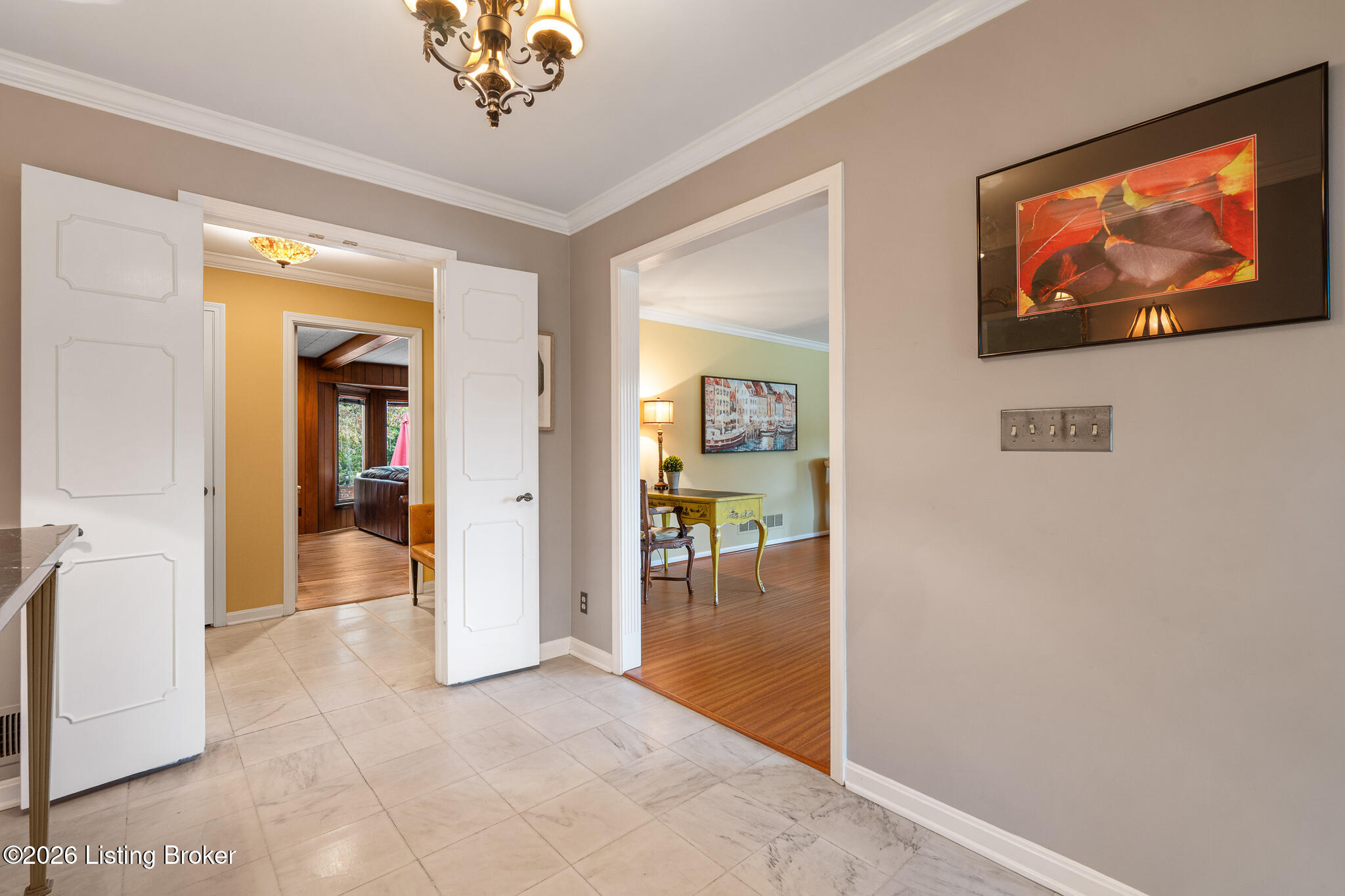 3015 Hayfield Dr Property Photo 4