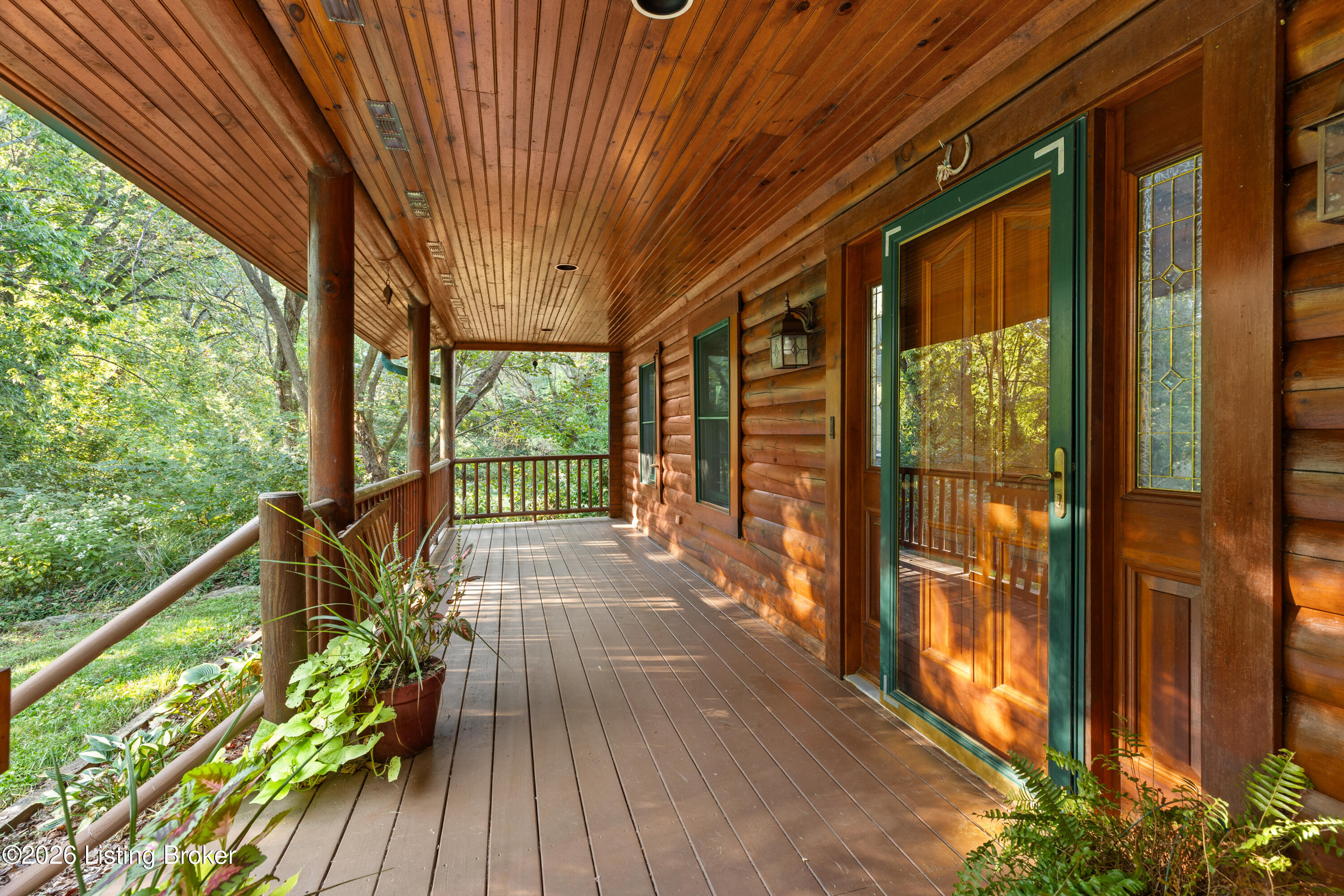 21 Braxton Ct Property Photo 3
