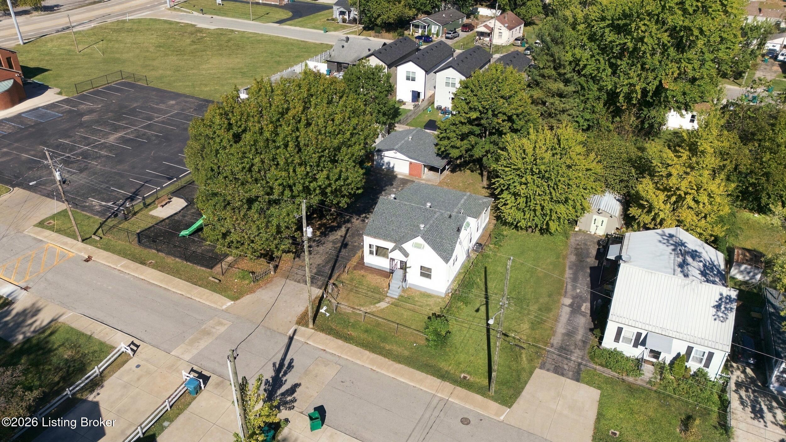 3713 Bashford Ave Property Photo 3