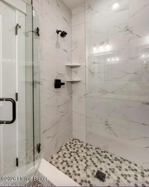 206 Wendover Ct Property Photo 9