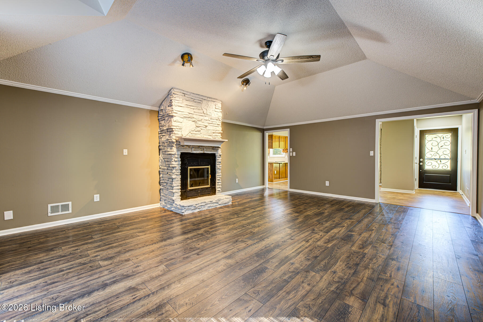 4837 Nat Rogers Rd Property Photo 8