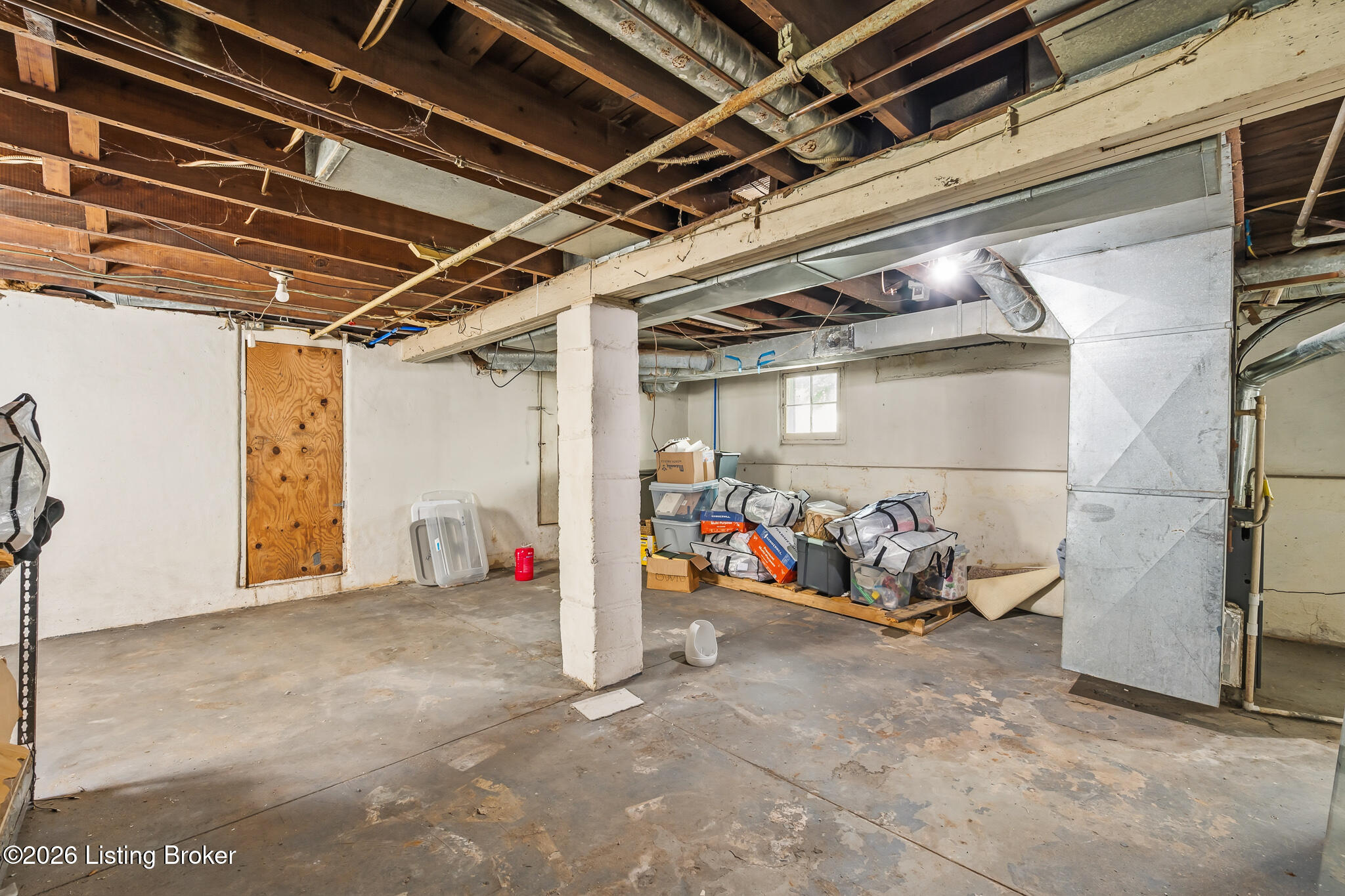1119 Larchmont Ave Property Photo 22