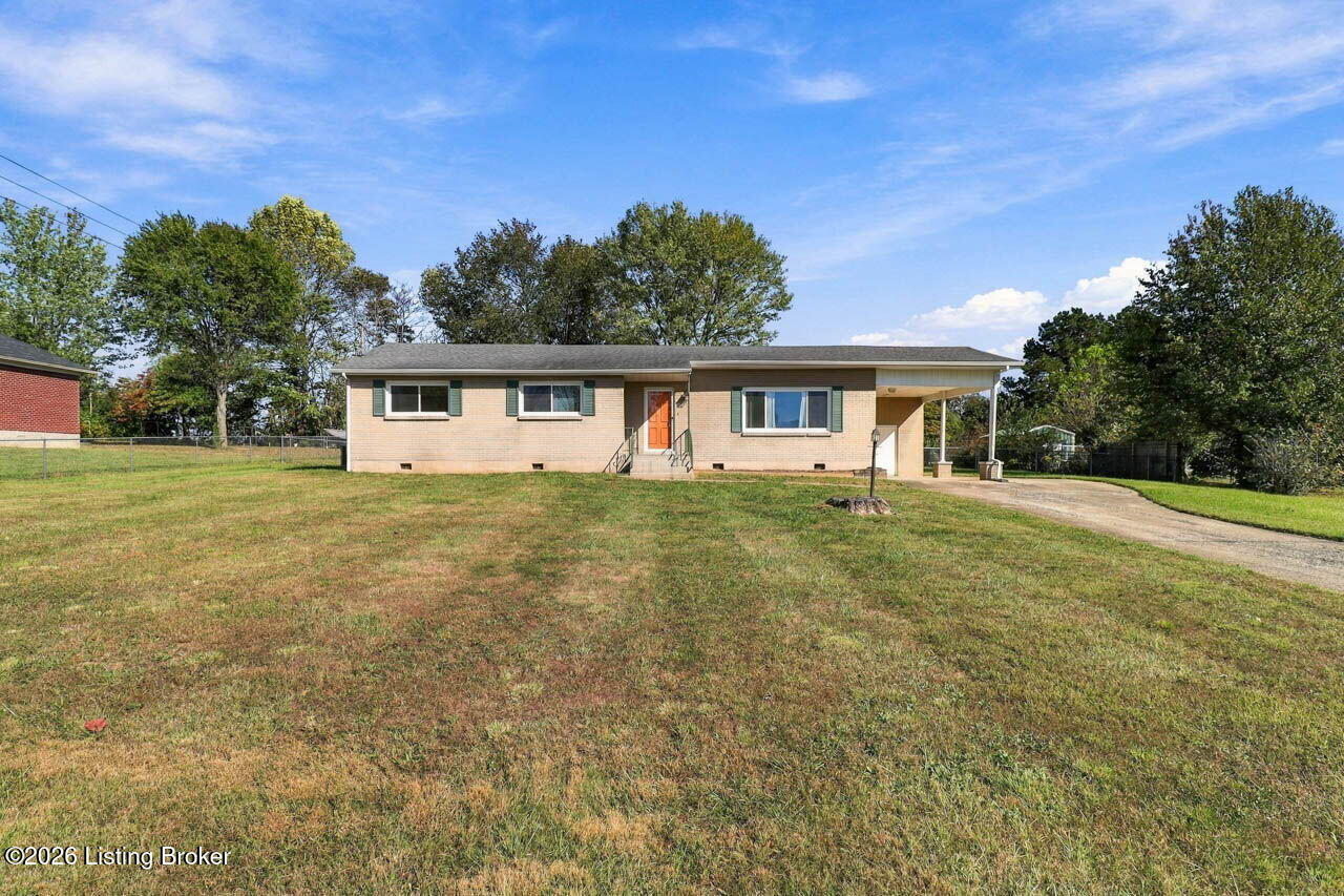 4010 Dixie Ln Property Photo 2