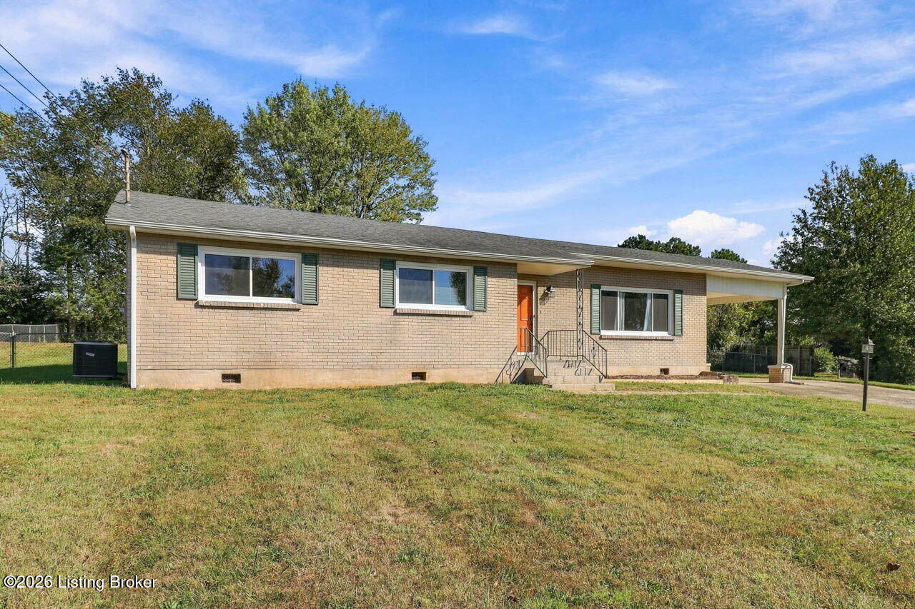 4010 Dixie Ln Property Photo 3