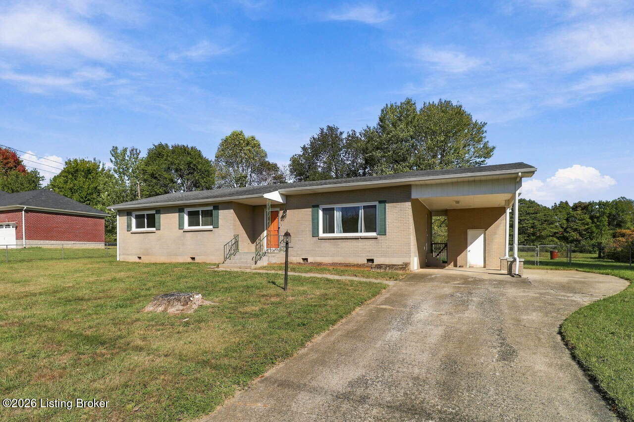 4010 Dixie Ln Property Photo 4