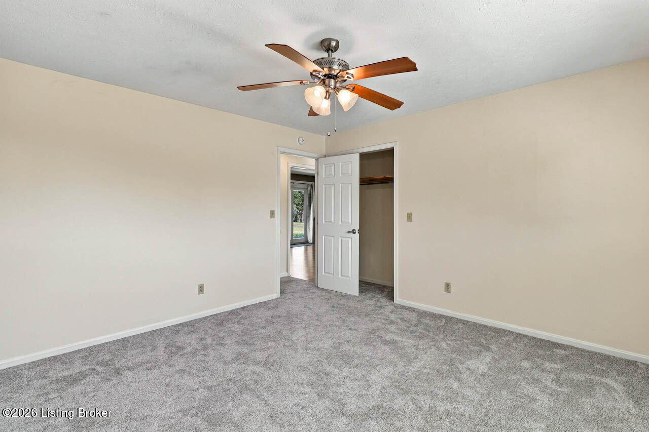 4010 Dixie Ln Property Photo 20