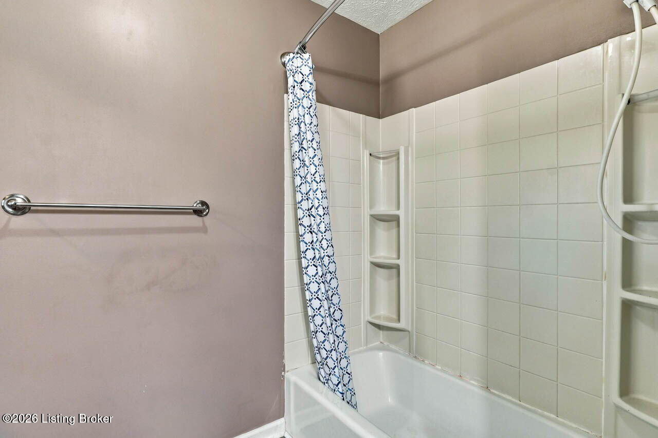 4010 Dixie Ln Property Photo 22