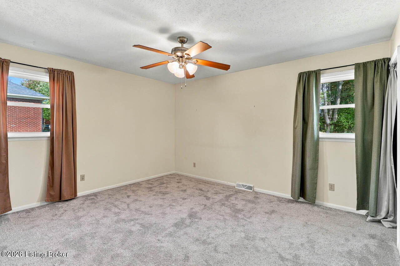 4010 Dixie Ln Property Photo 25
