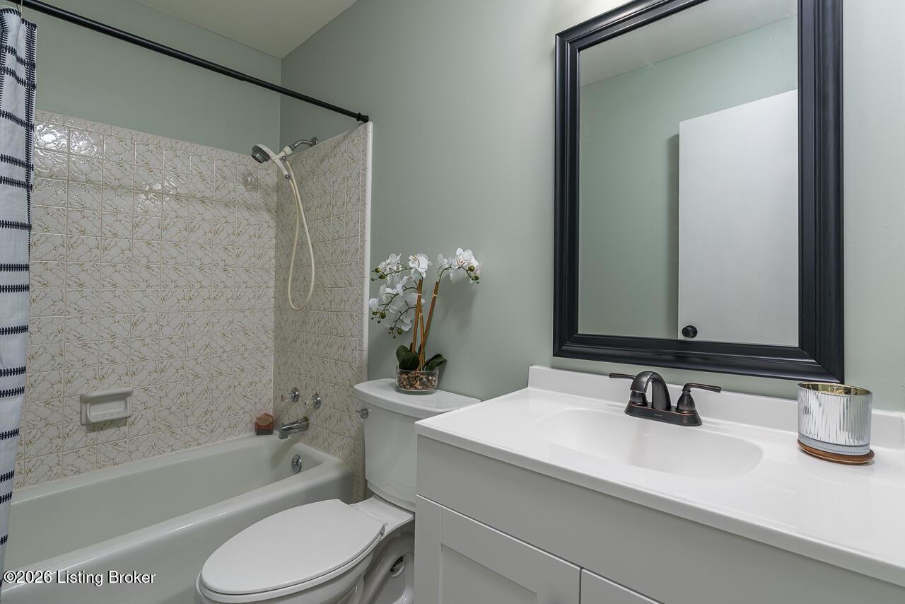 4710 Fort Ave Property Photo 8