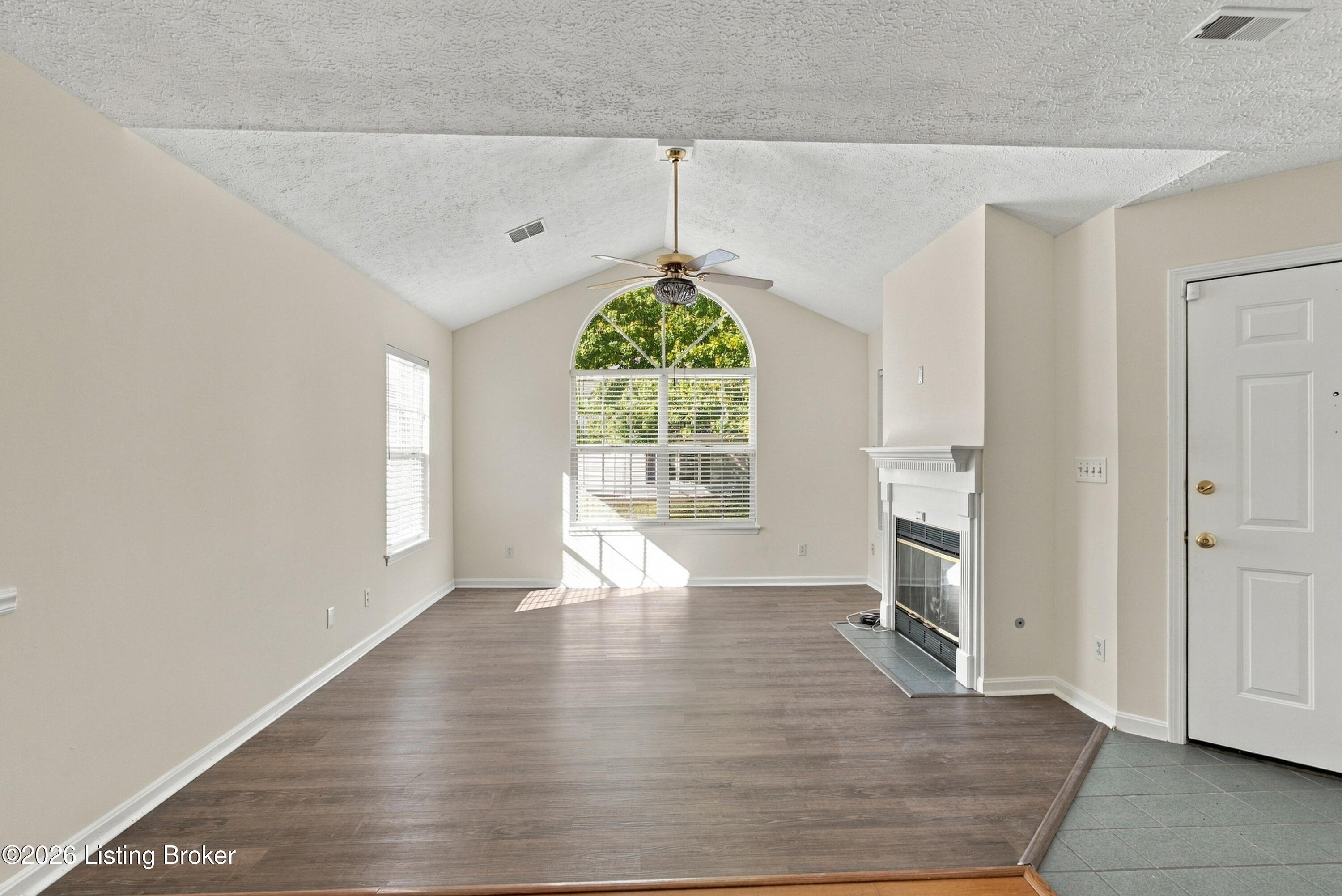 3103 Westone Way Property Photo 6