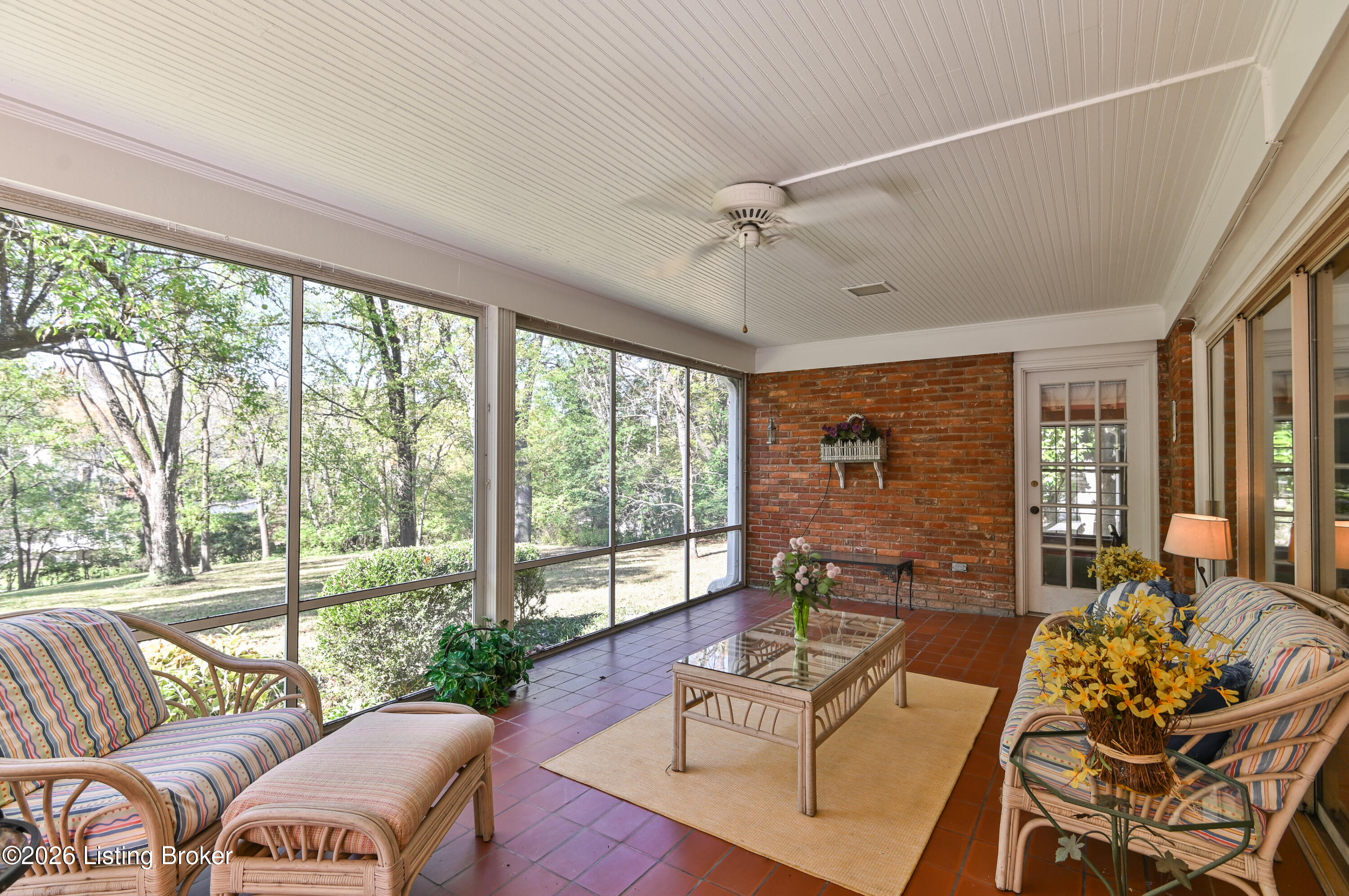 432 Twinbrook Rd Property Photo 10