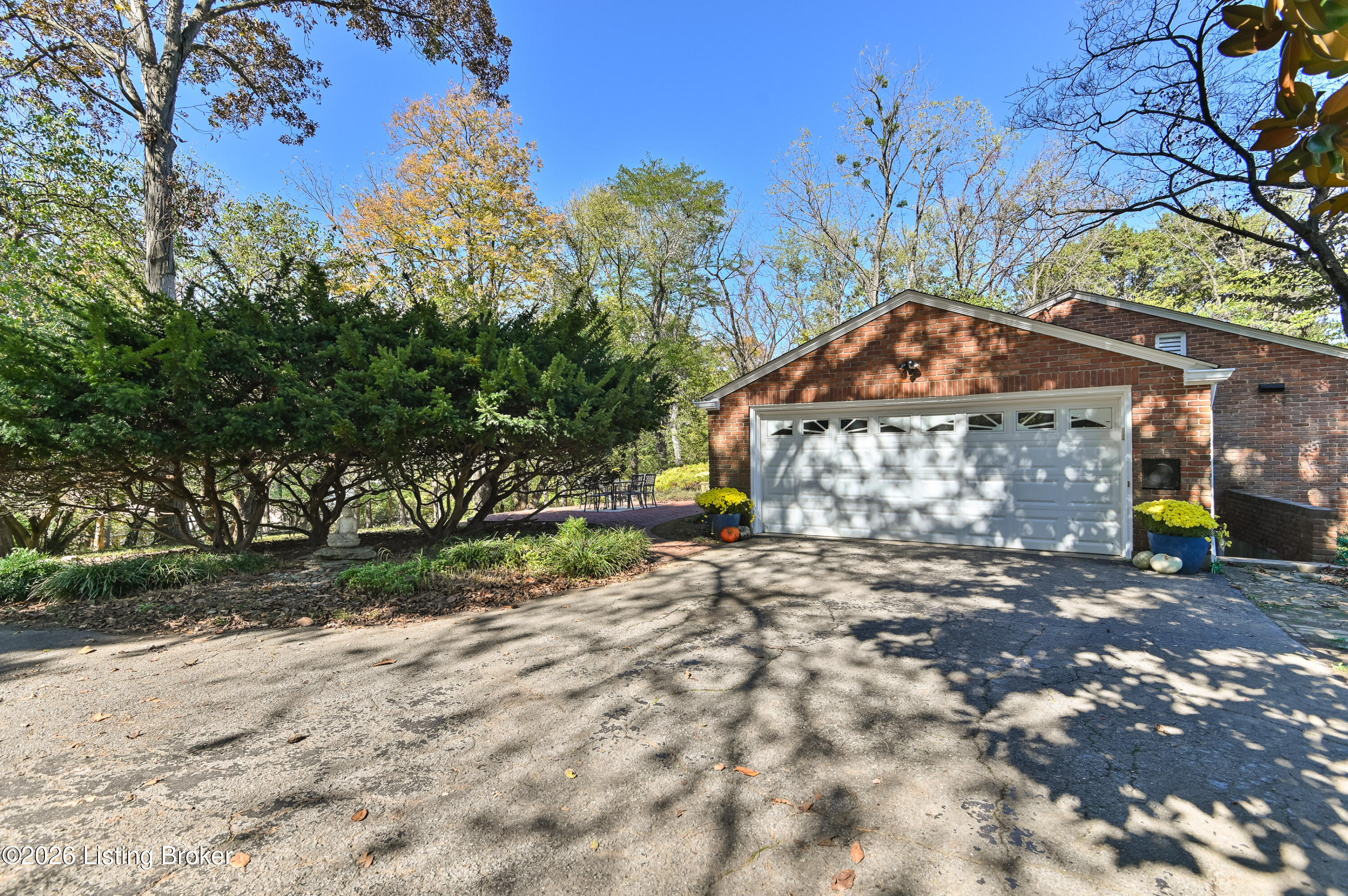 432 Twinbrook Rd Property Photo 31