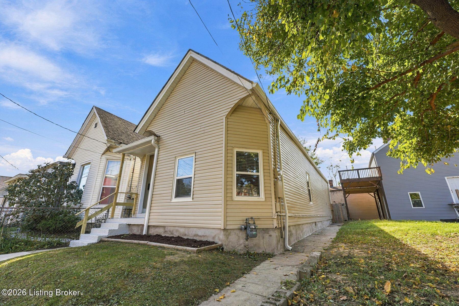 304 E Kentucky St Property Photo 13