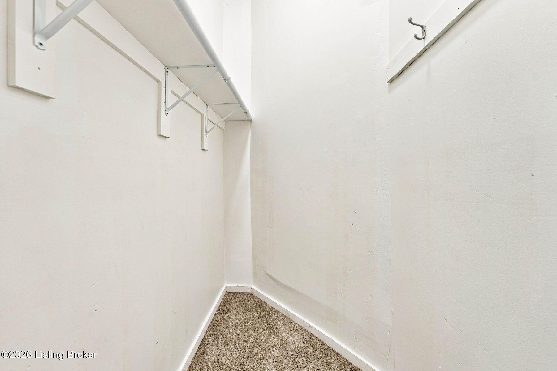 304 E Kentucky St Property Photo 34