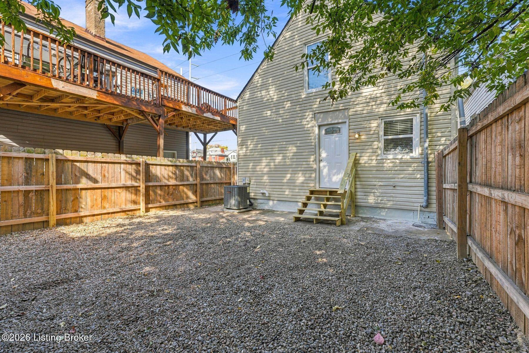 304 E Kentucky St Property Photo 52