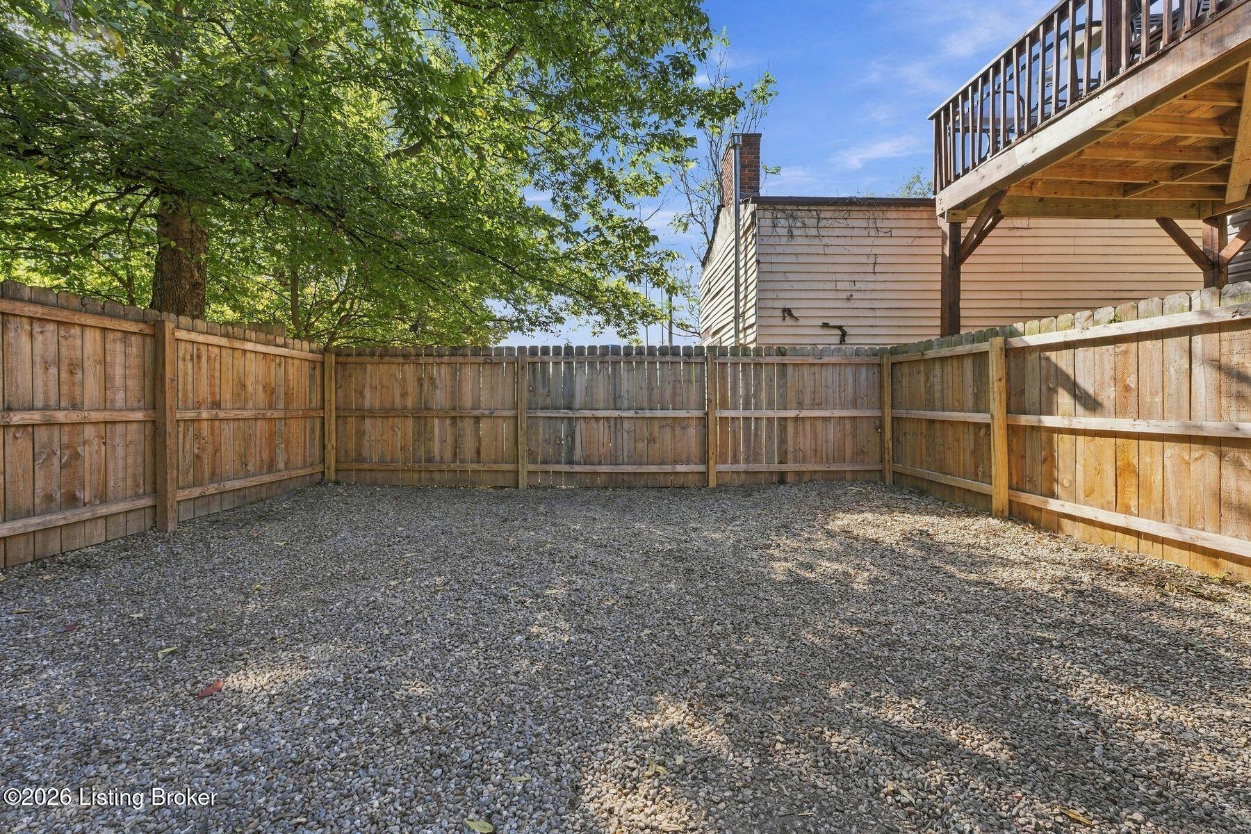 304 E Kentucky St Property Photo 53