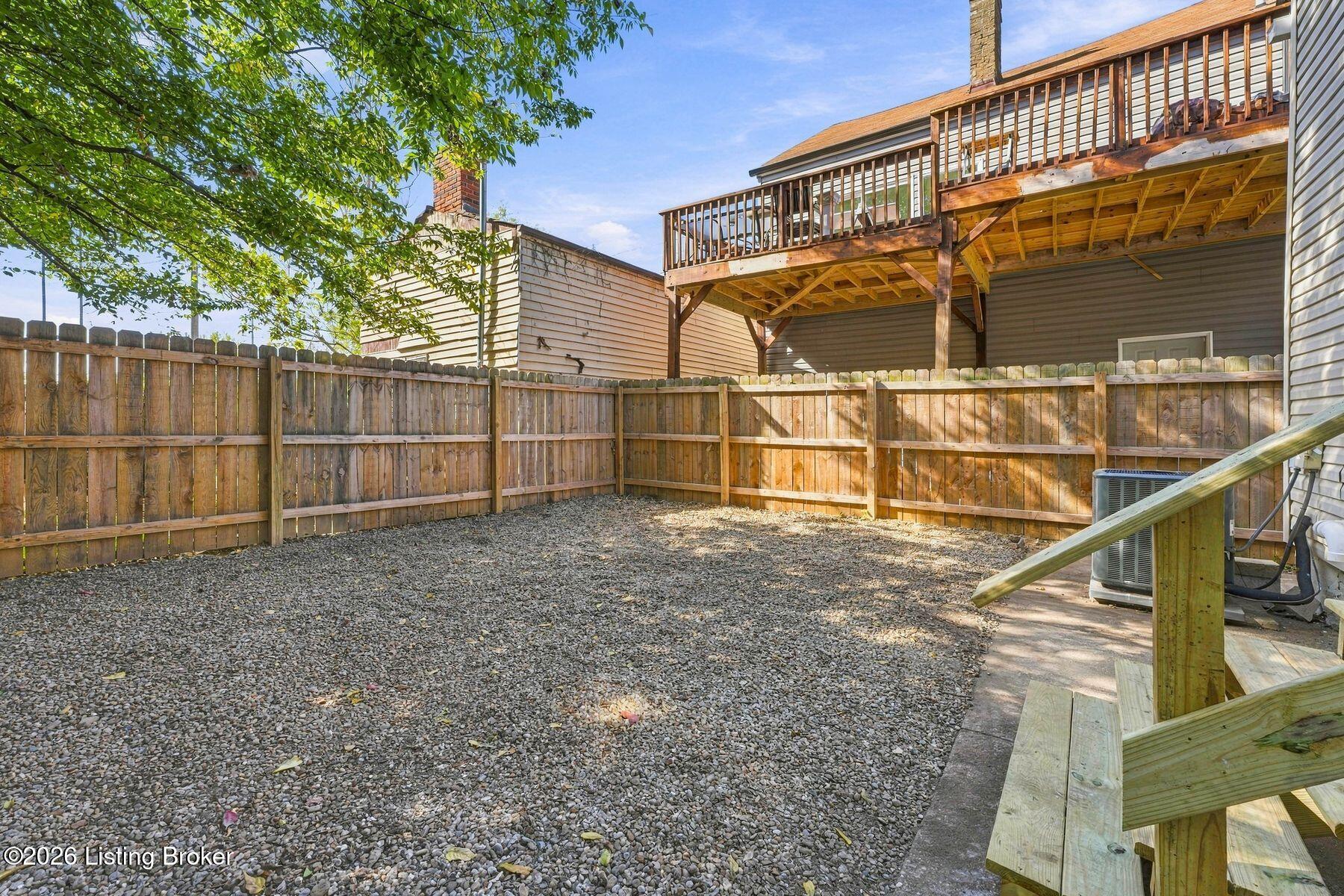 304 E Kentucky St Property Photo 54