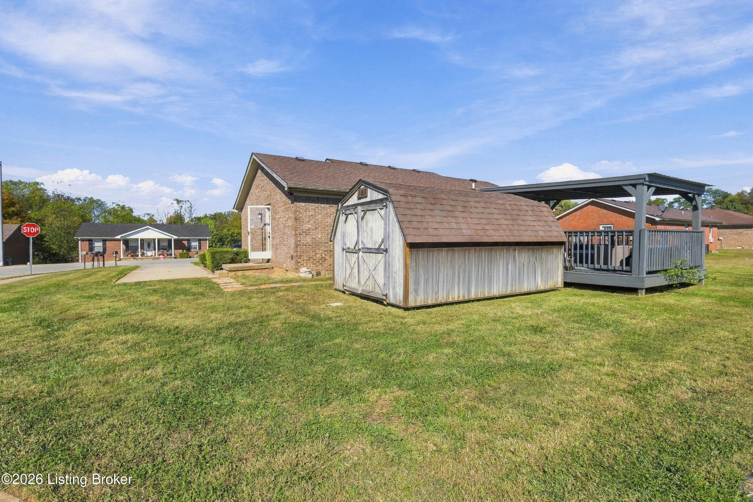 123 Kenton Dr Property Photo 31