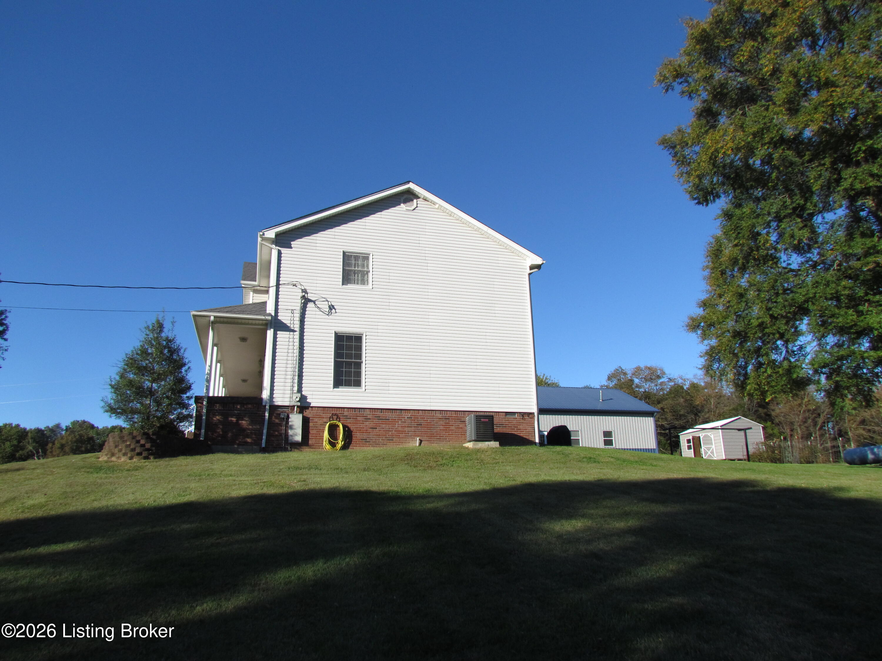 494 Wildwood Trail Property Photo 5