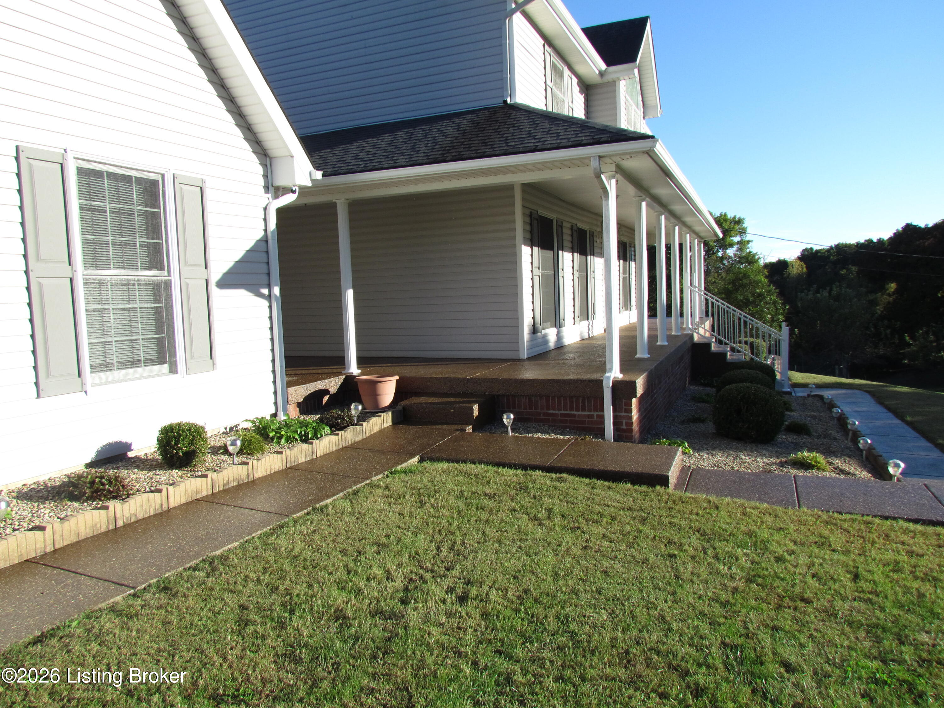 494 Wildwood Trail Property Photo 8