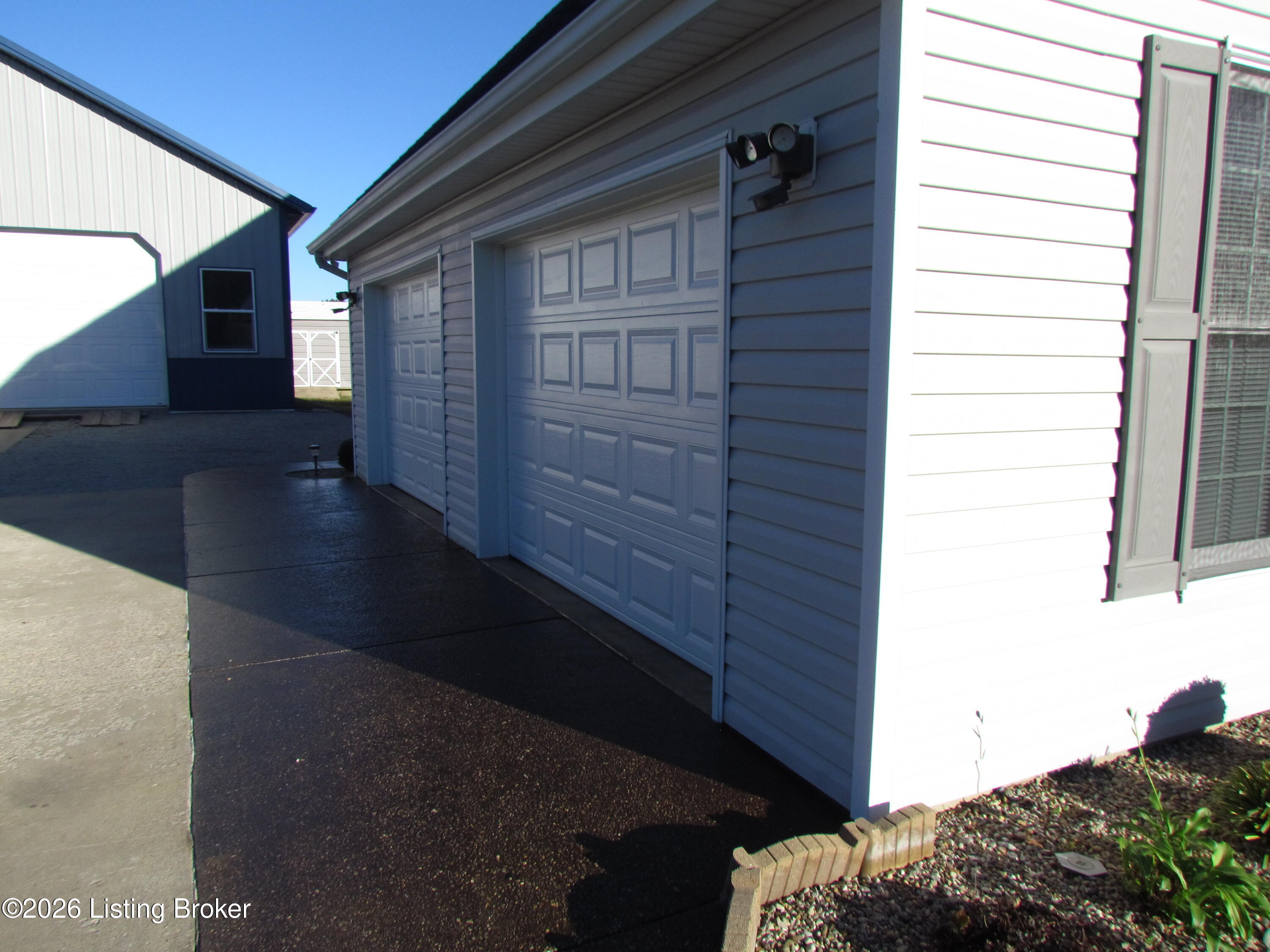 494 Wildwood Trail Property Photo 9