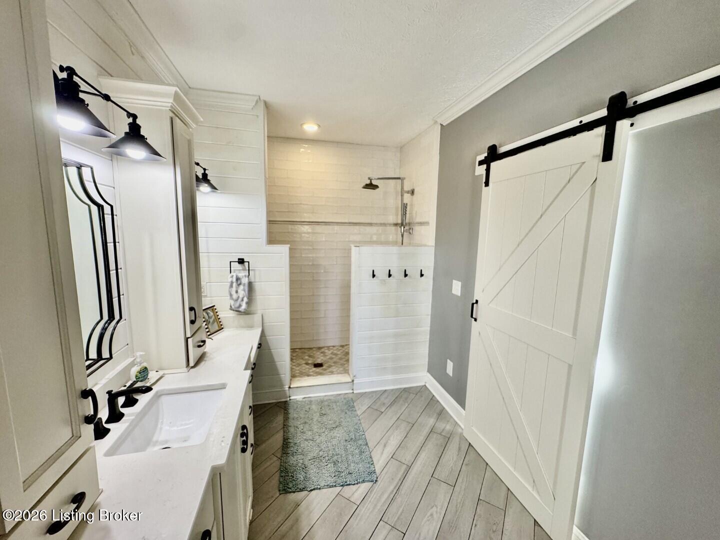 104 Harmony Way Property Photo 8