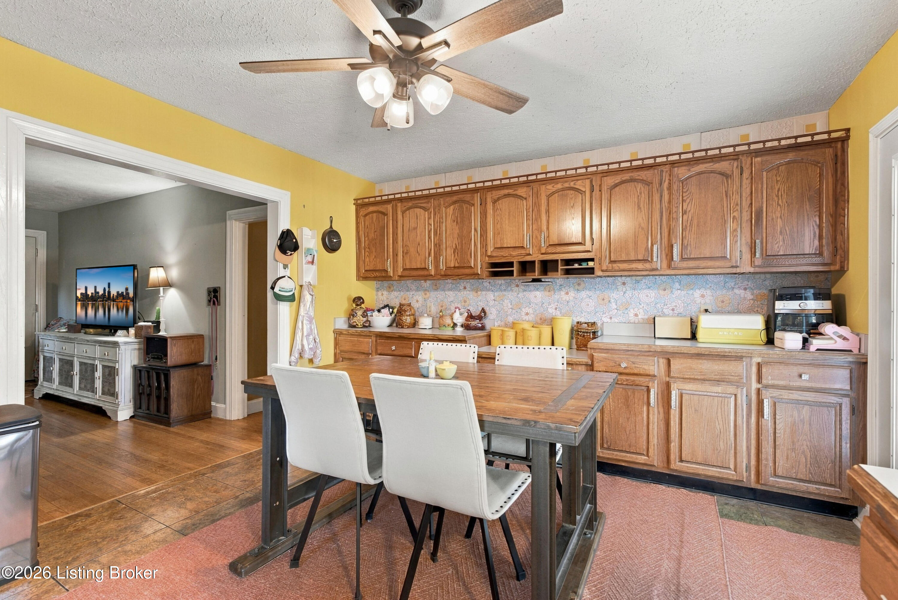 7518 Floydsburg Rd Property Photo 12