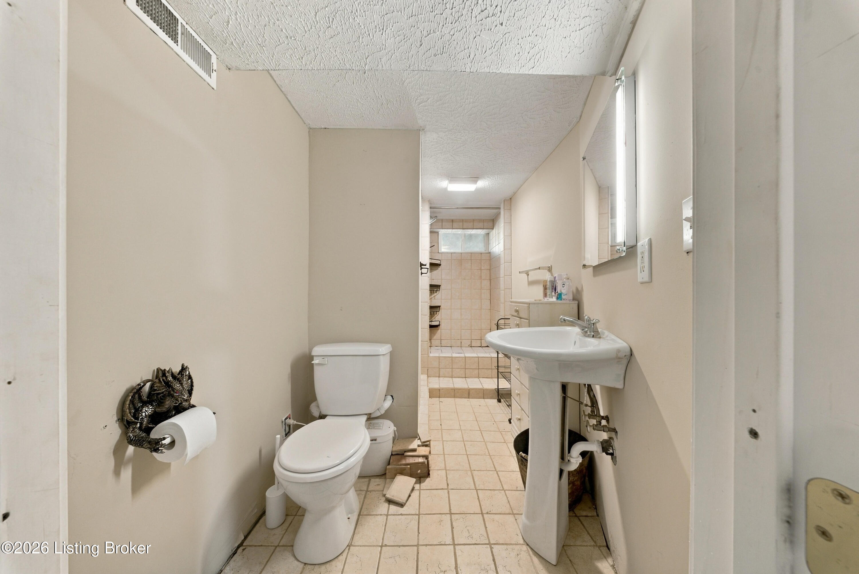 7518 Floydsburg Rd Property Photo 35
