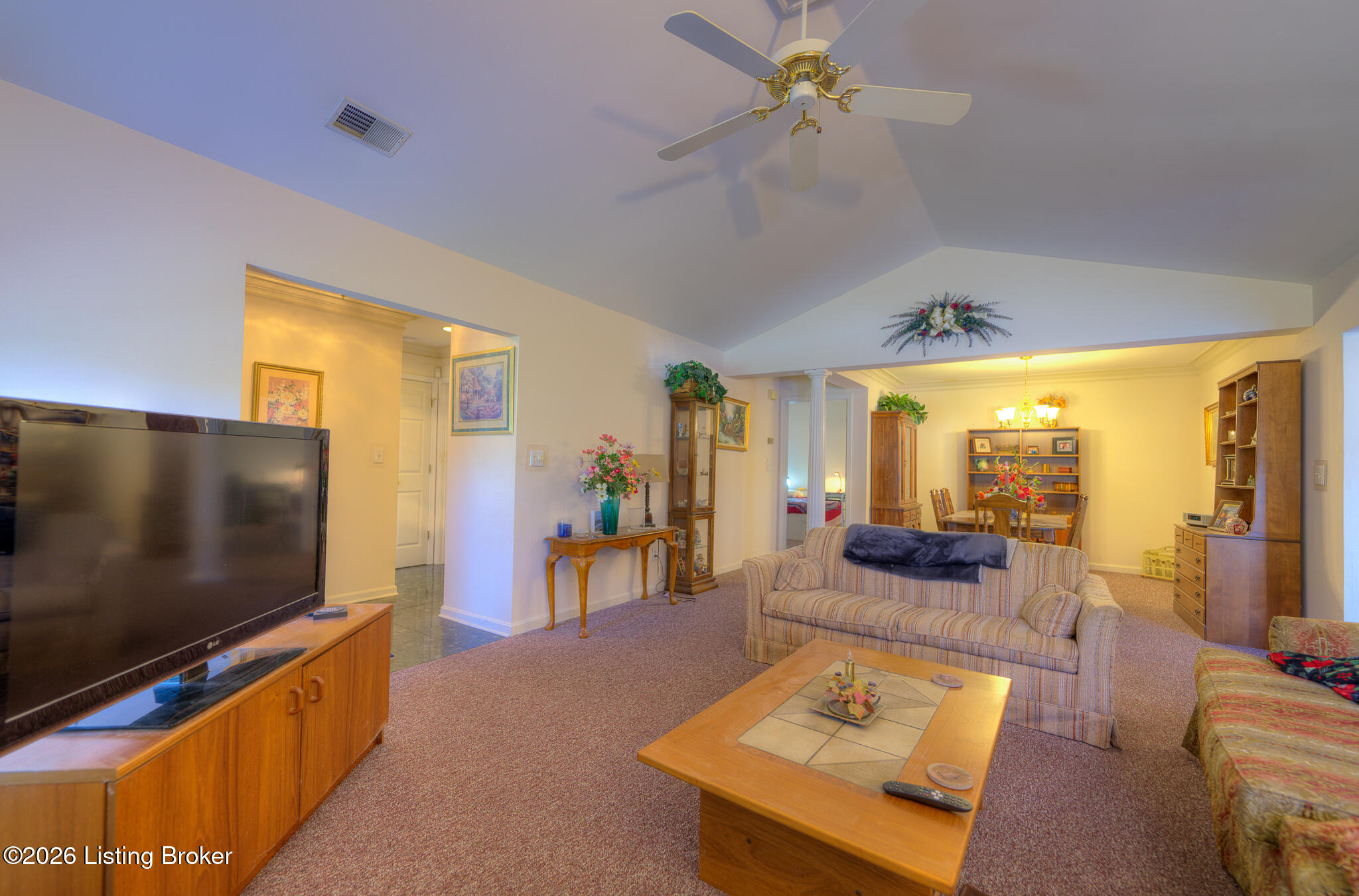 8301 River Forest Pl Property Photo 5