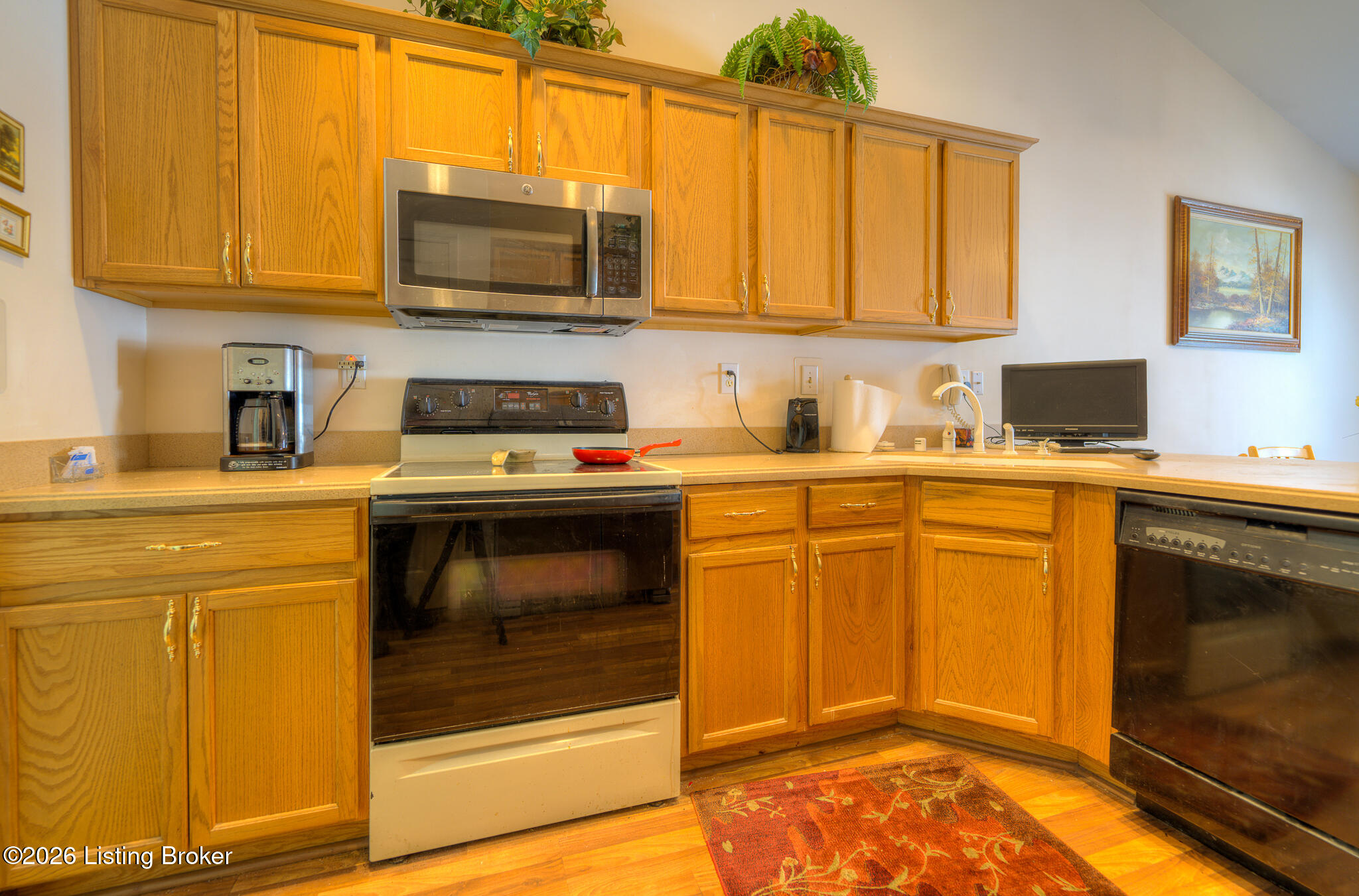 8301 River Forest Pl Property Photo 12