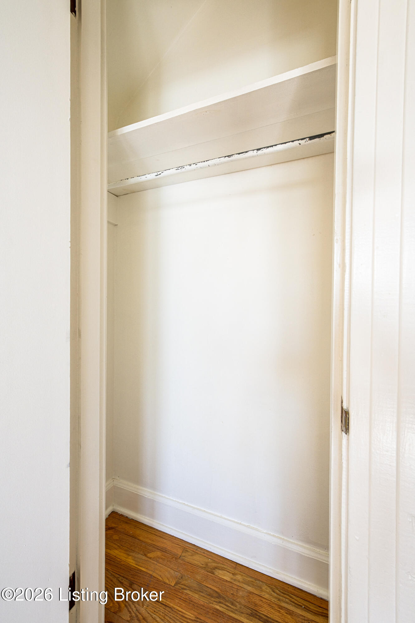 2527 Gardiner Ln Property Photo 22