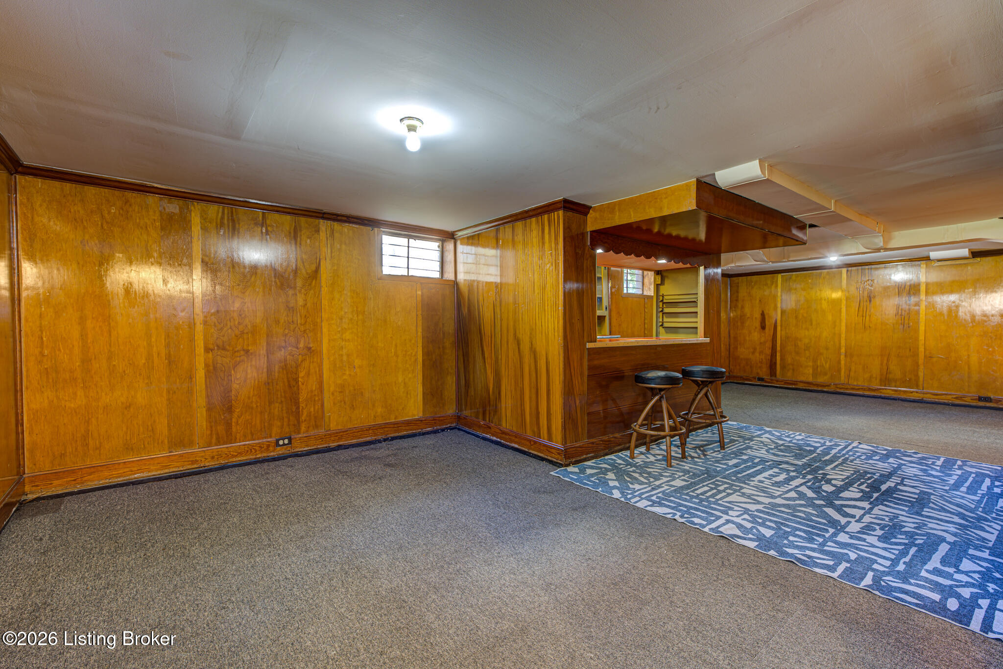 2527 Gardiner Ln Property Photo 27