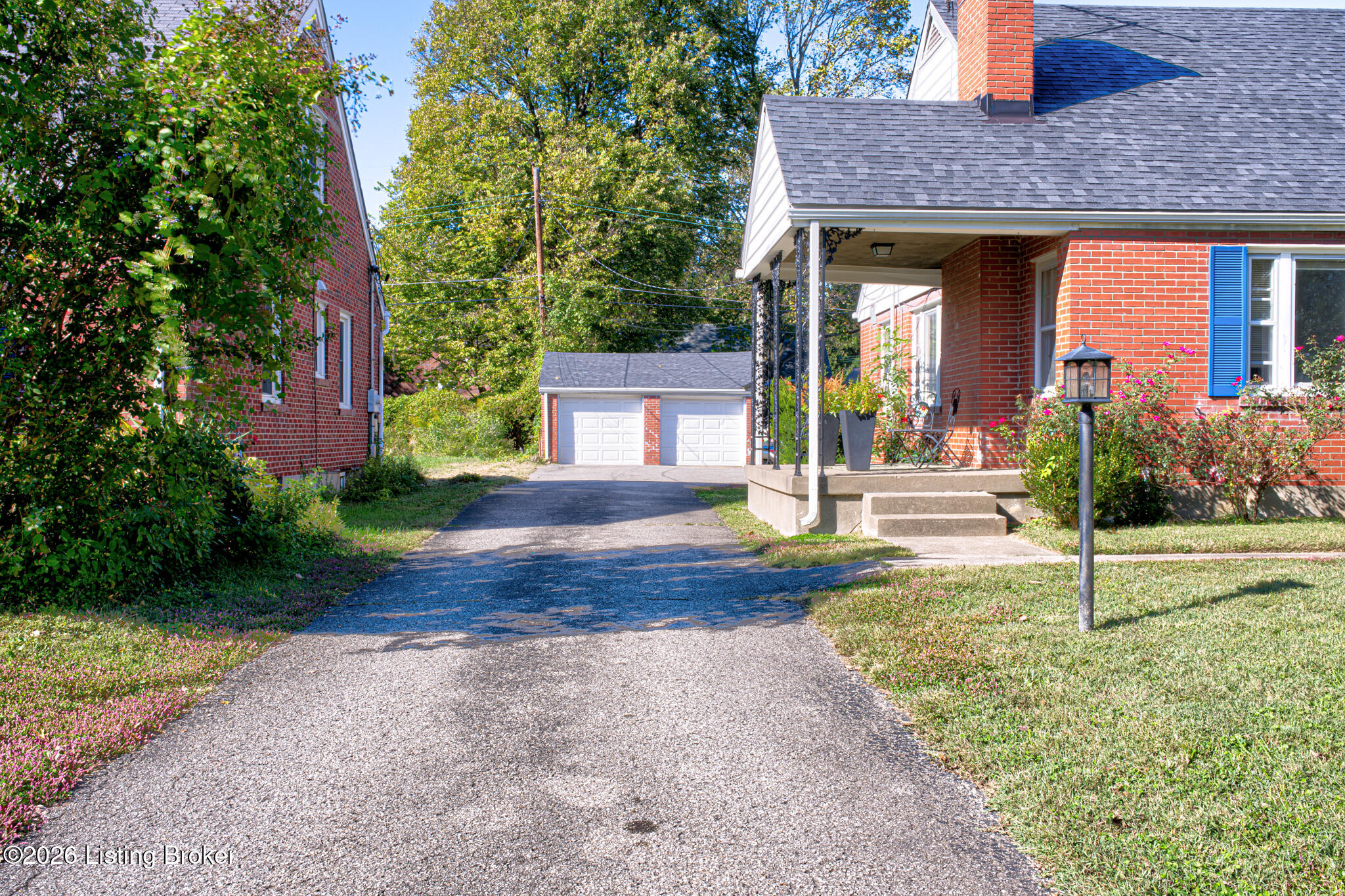 2527 Gardiner Ln Property Photo 42