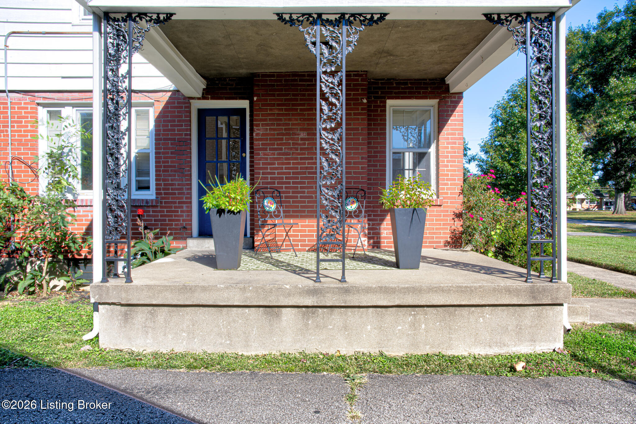 2527 Gardiner Ln Property Photo 43