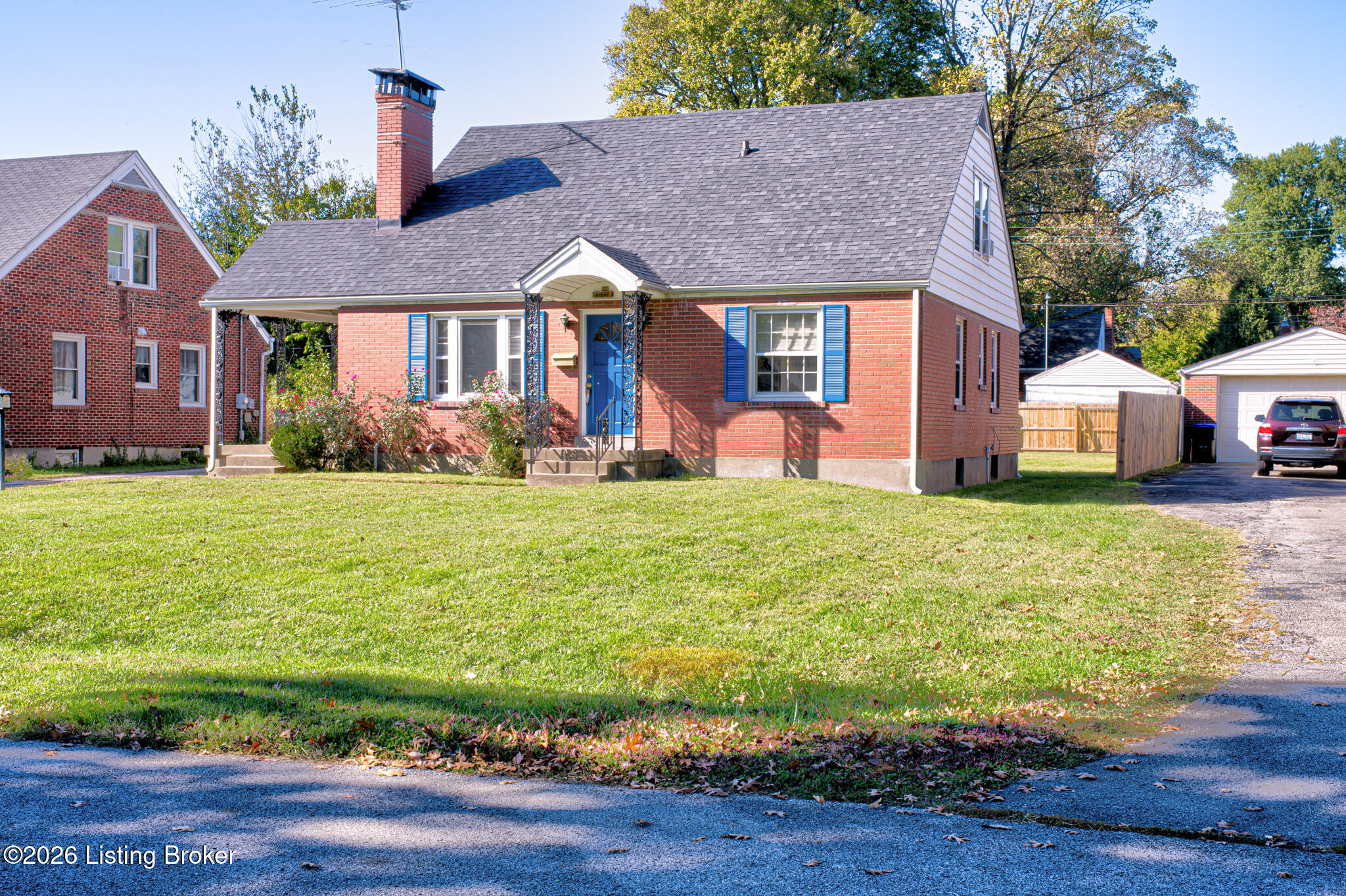 2527 Gardiner Ln Property Photo 52