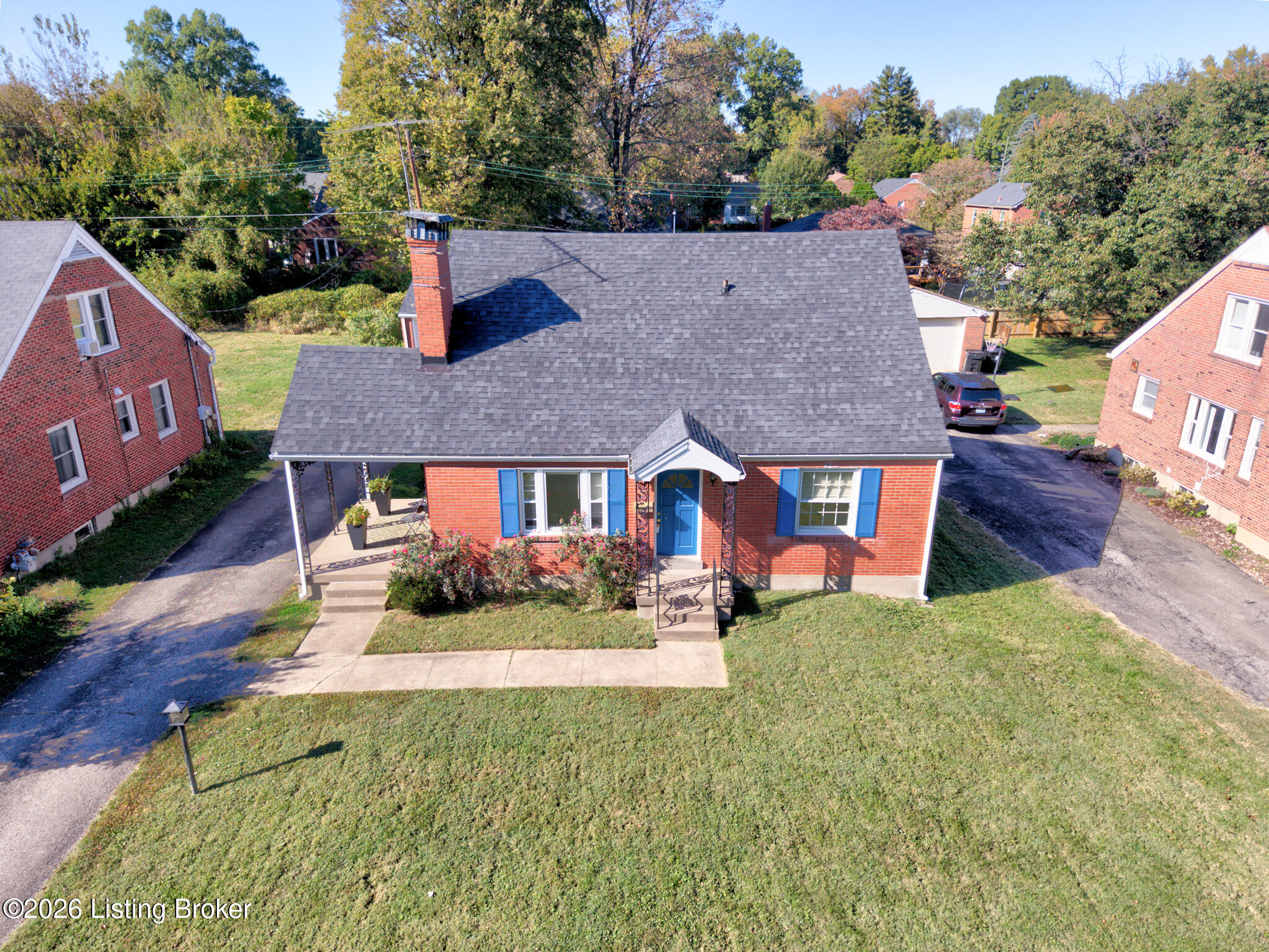 2527 Gardiner Ln Property Photo 54