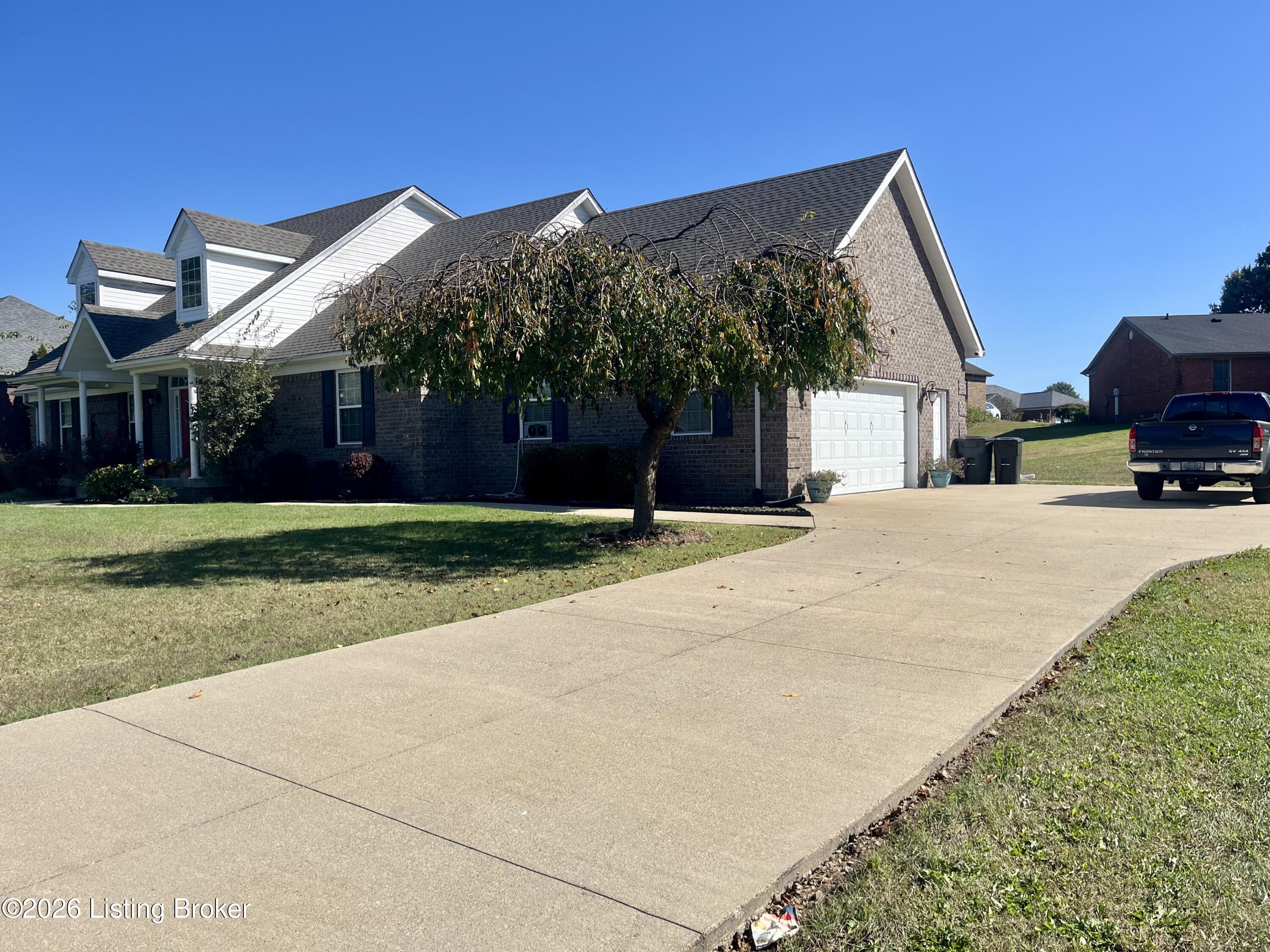 113 Woodlawn Property Photo 3