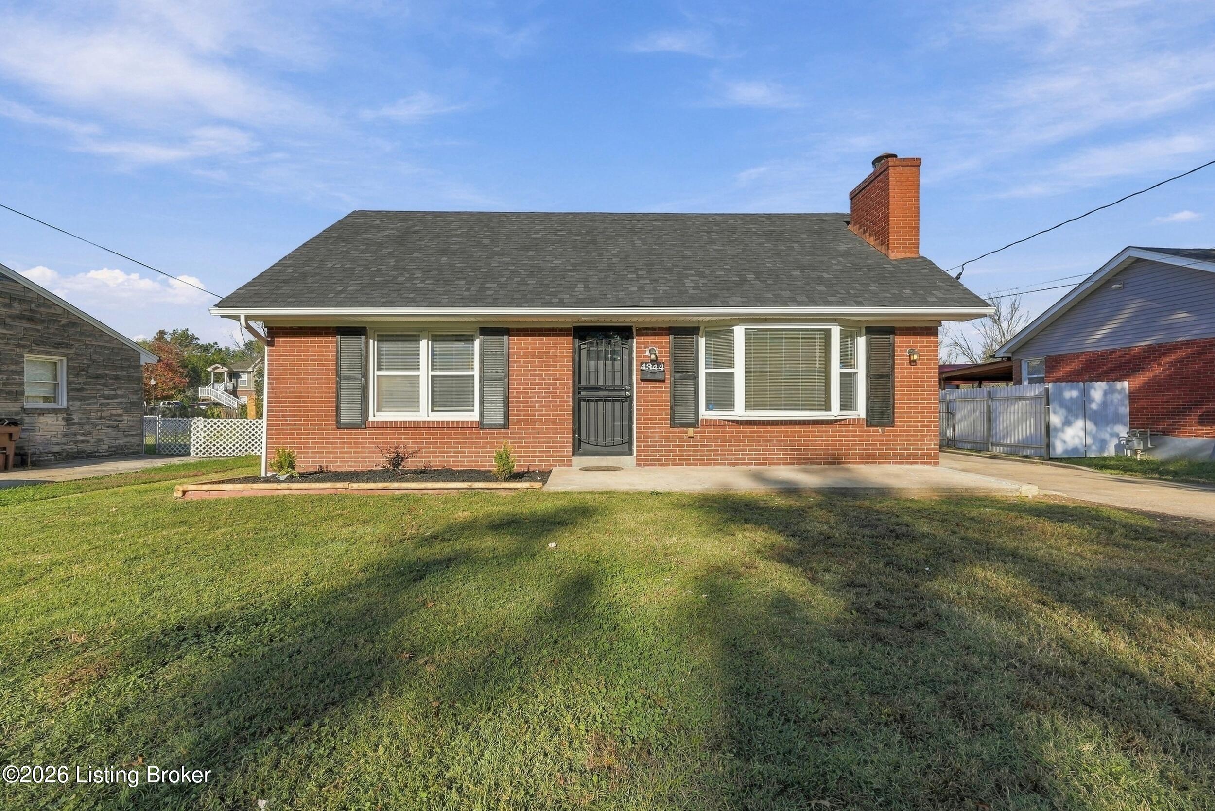 4344 Lynnview Dr Property Photo 5