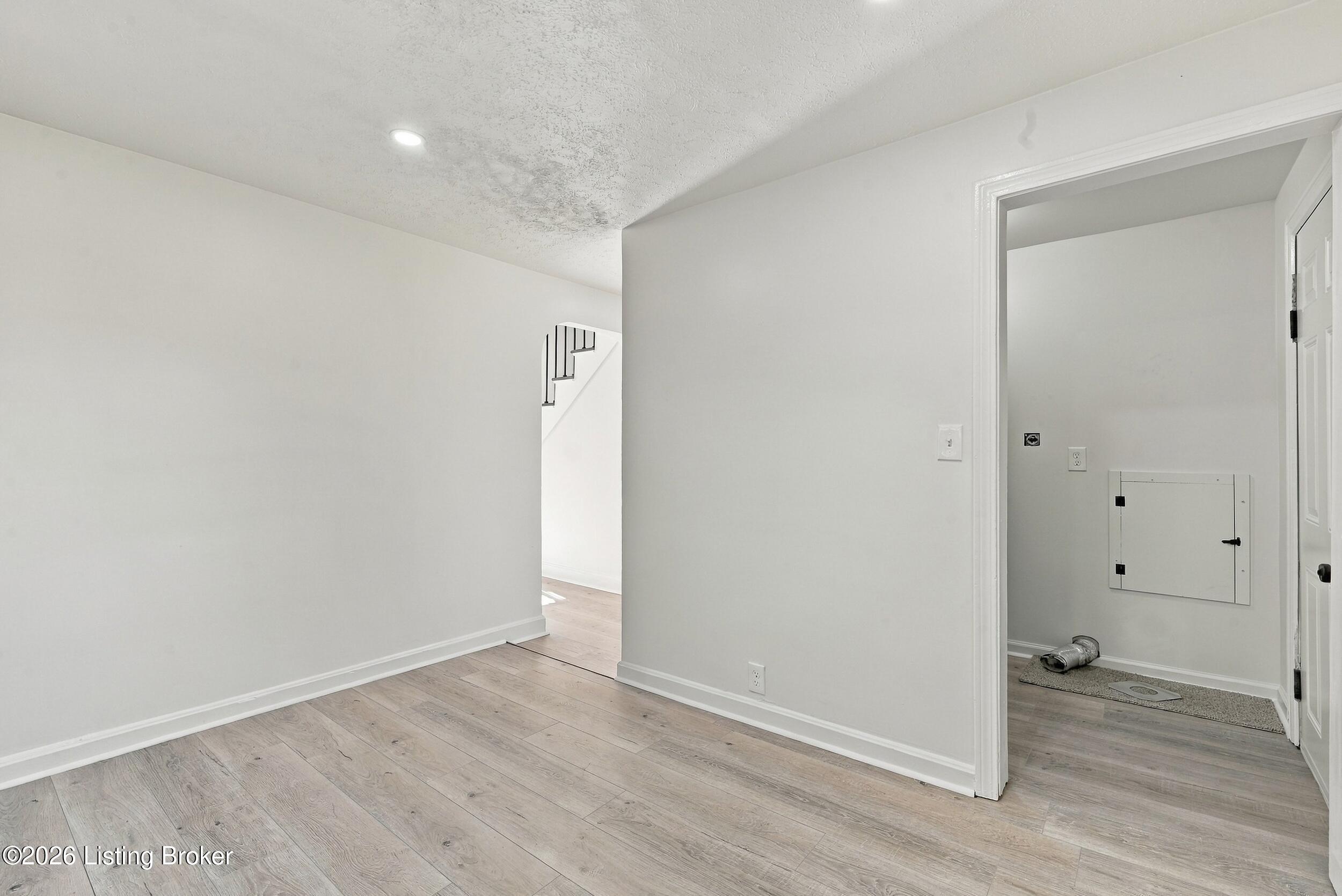 4344 Lynnview Dr Property Photo 25