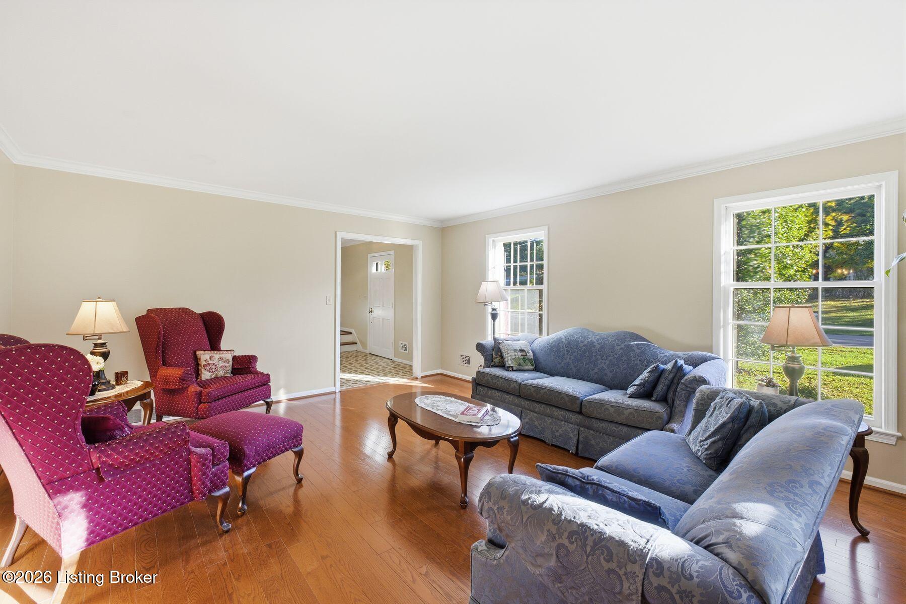 2324 Thornhill Rd Property Photo 7