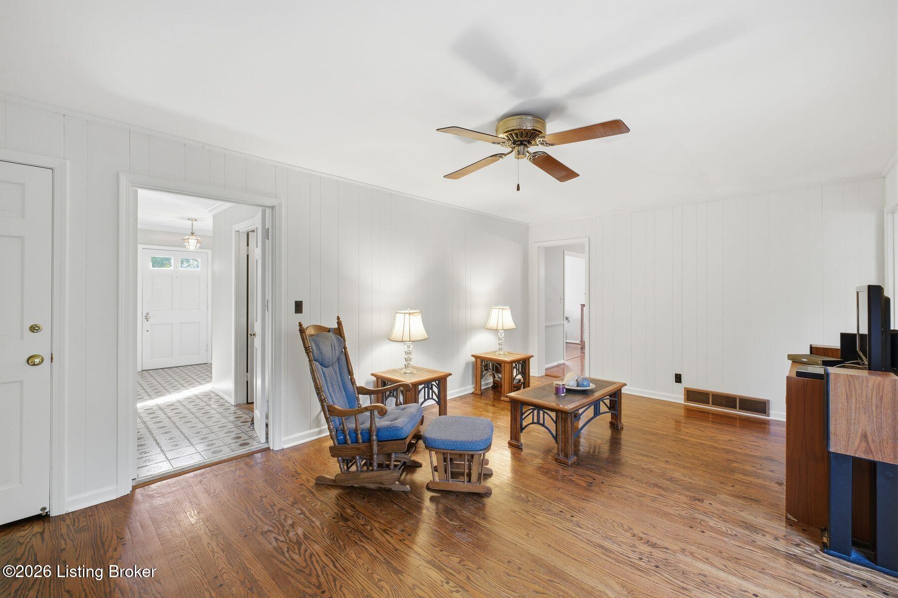 2324 Thornhill Rd Property Photo 18