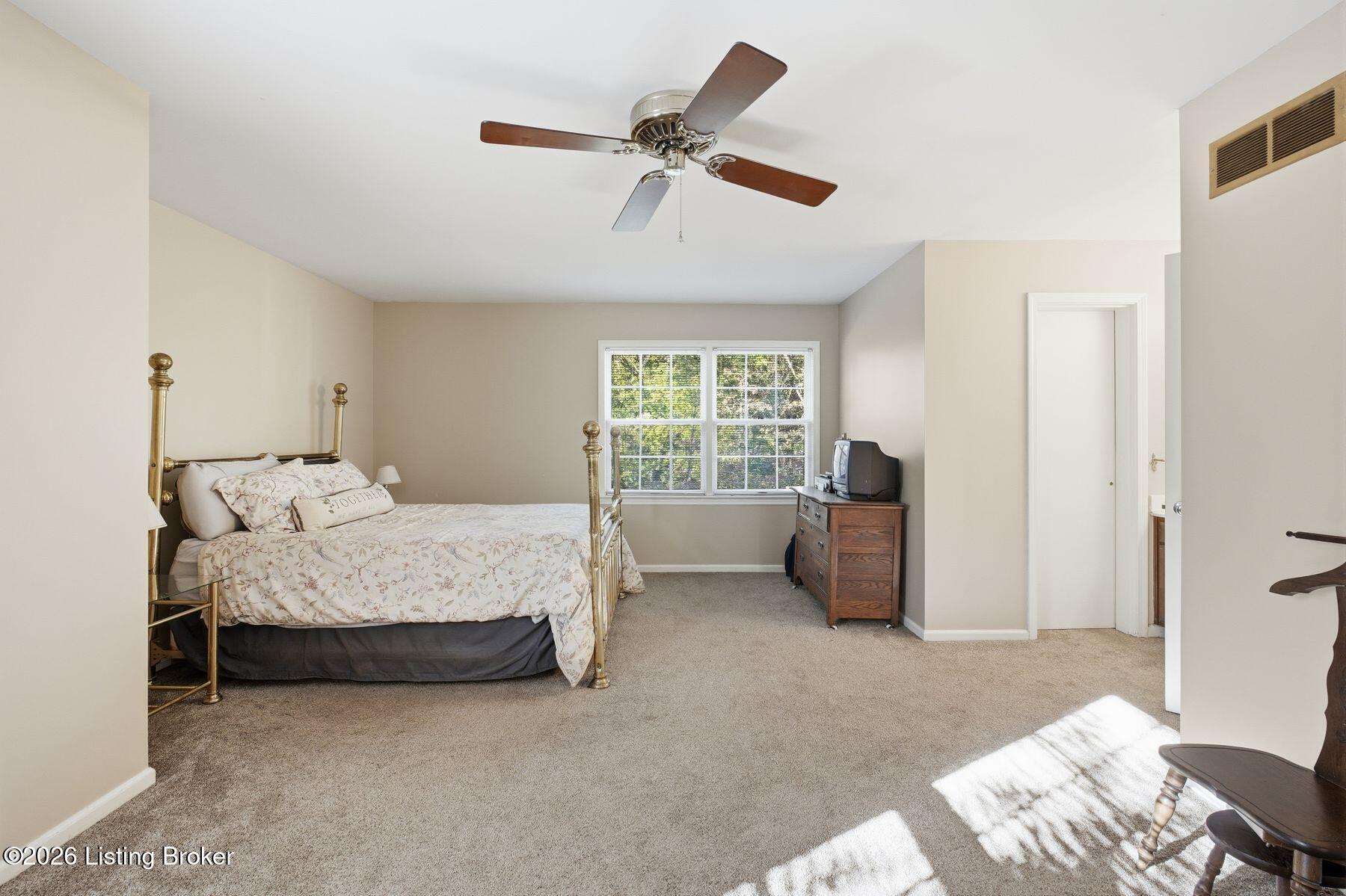 2324 Thornhill Rd Property Photo 25
