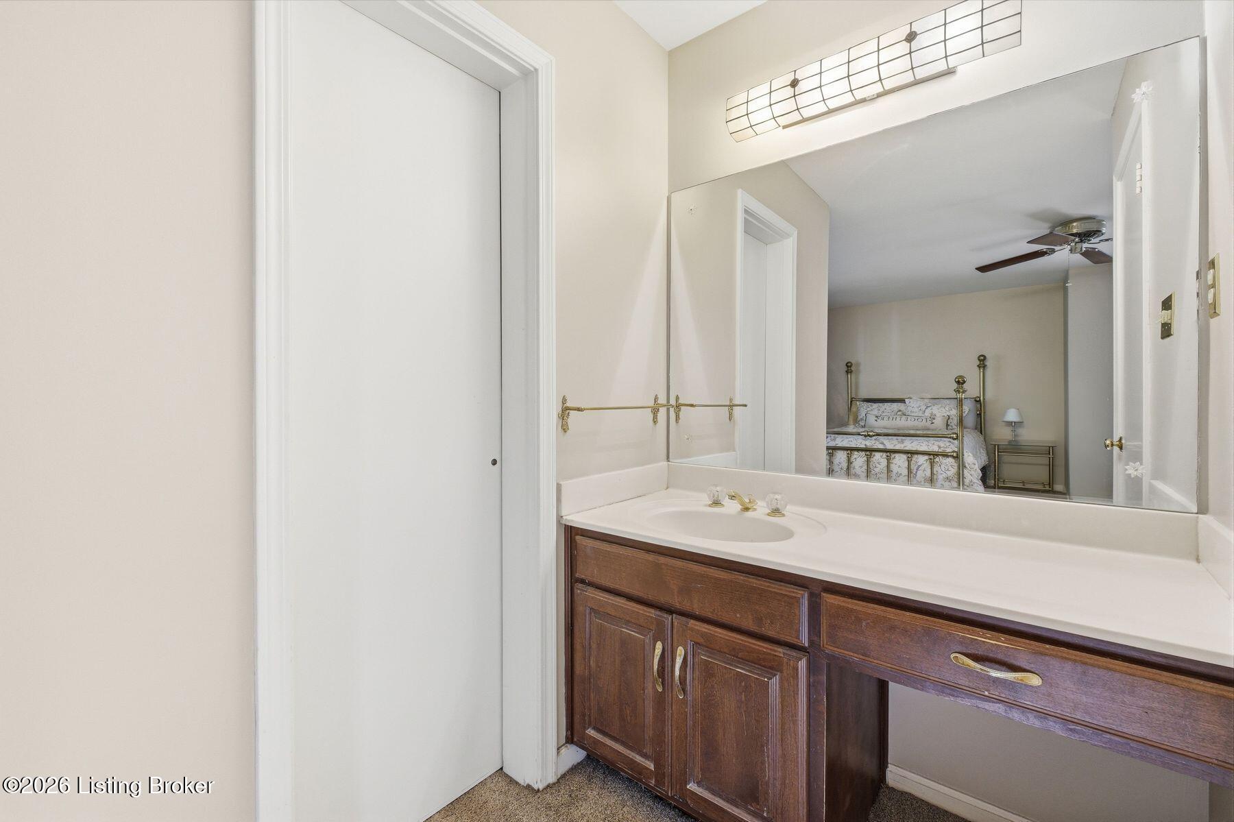 2324 Thornhill Rd Property Photo 27