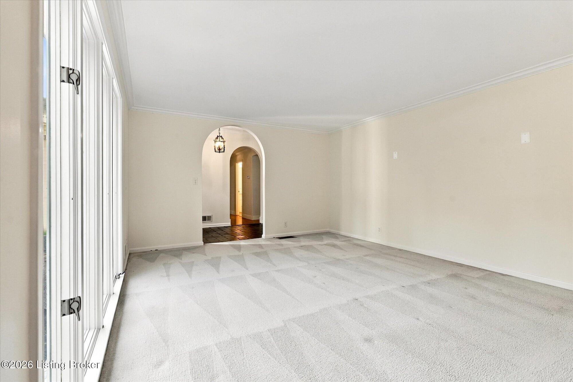 2402 Henley Ct Property Photo 7