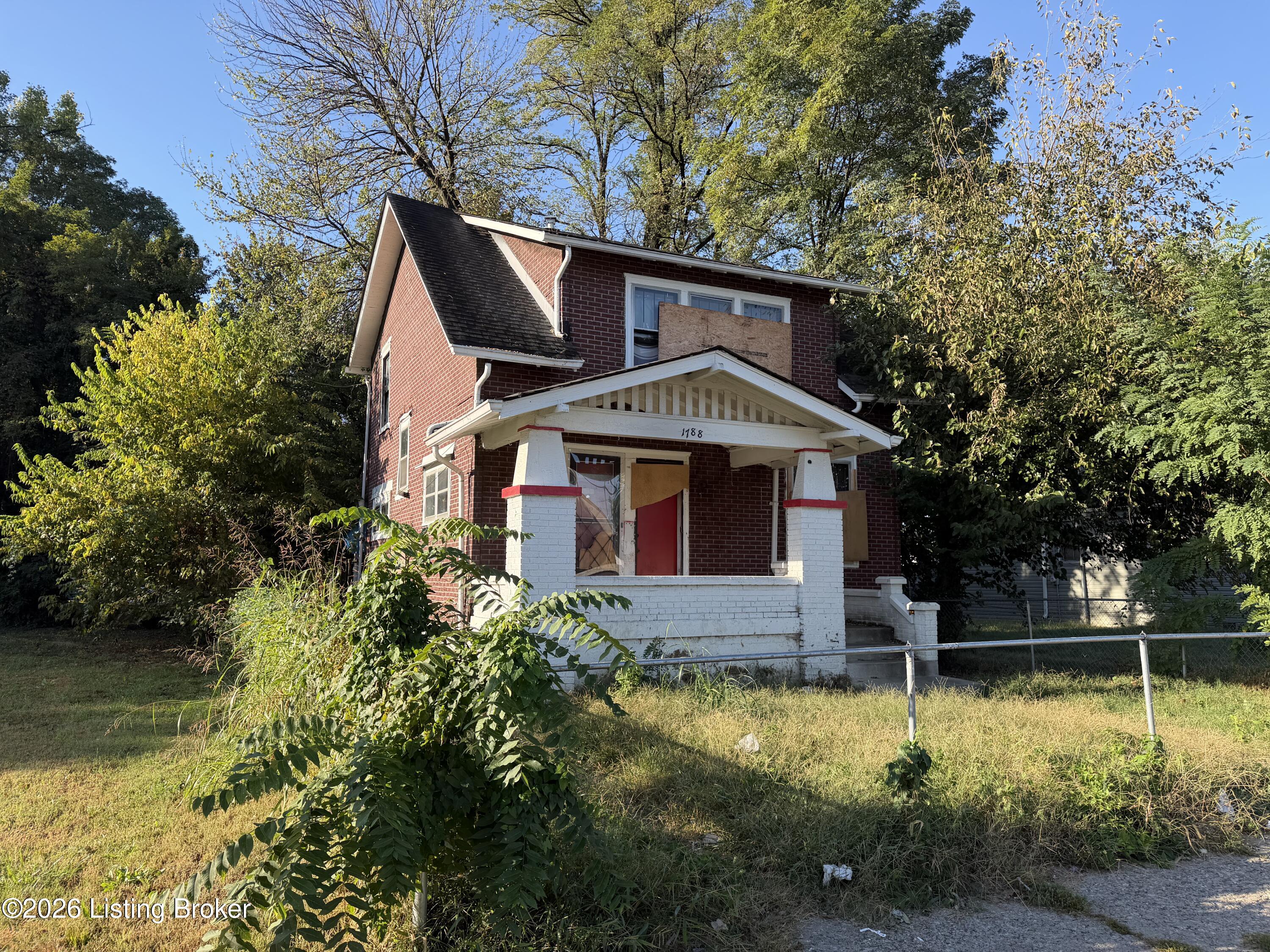 1788 W Hill St Property Photo 1