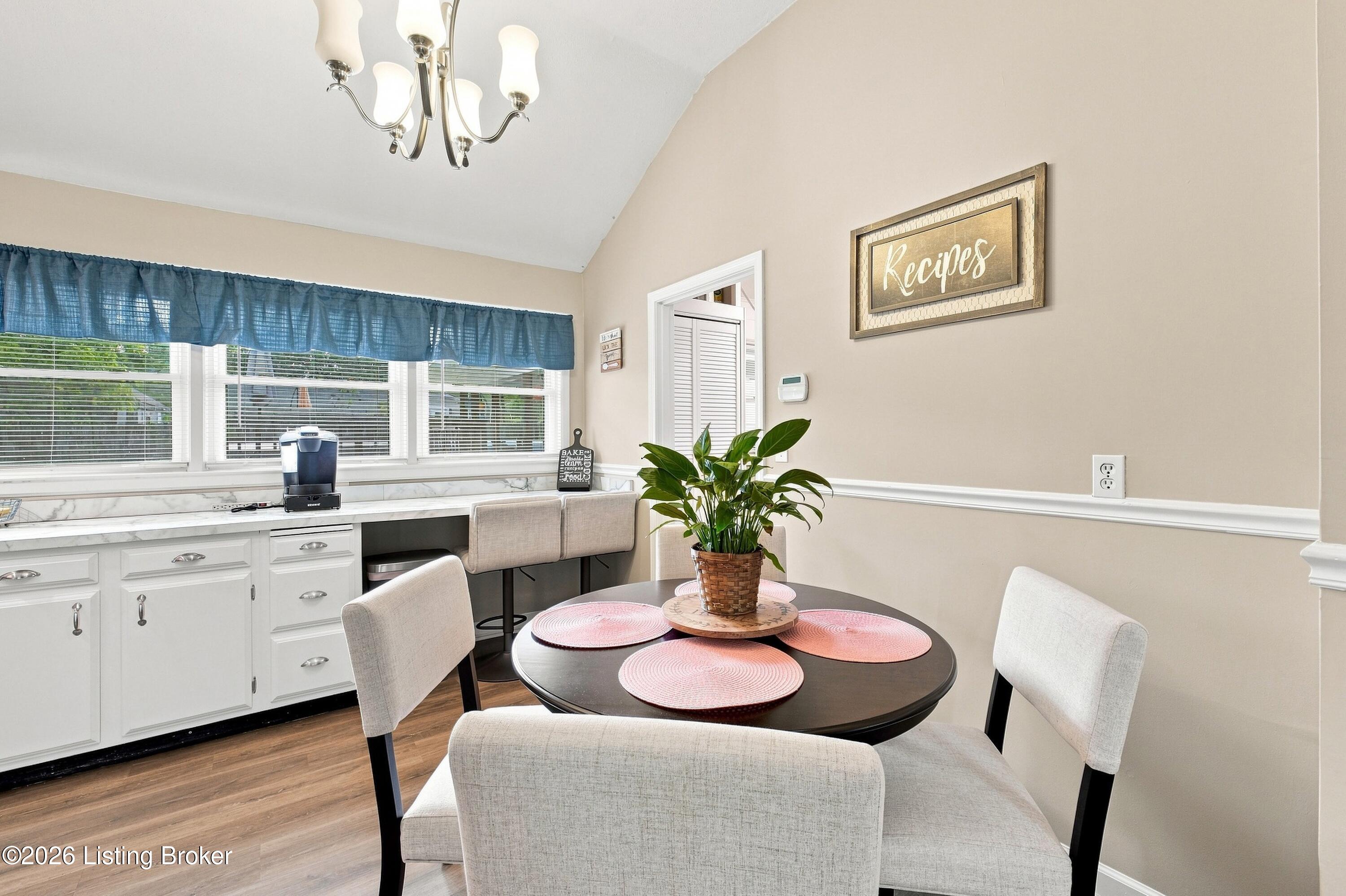 9227 Omar Khayyam Blvd Property Photo 8