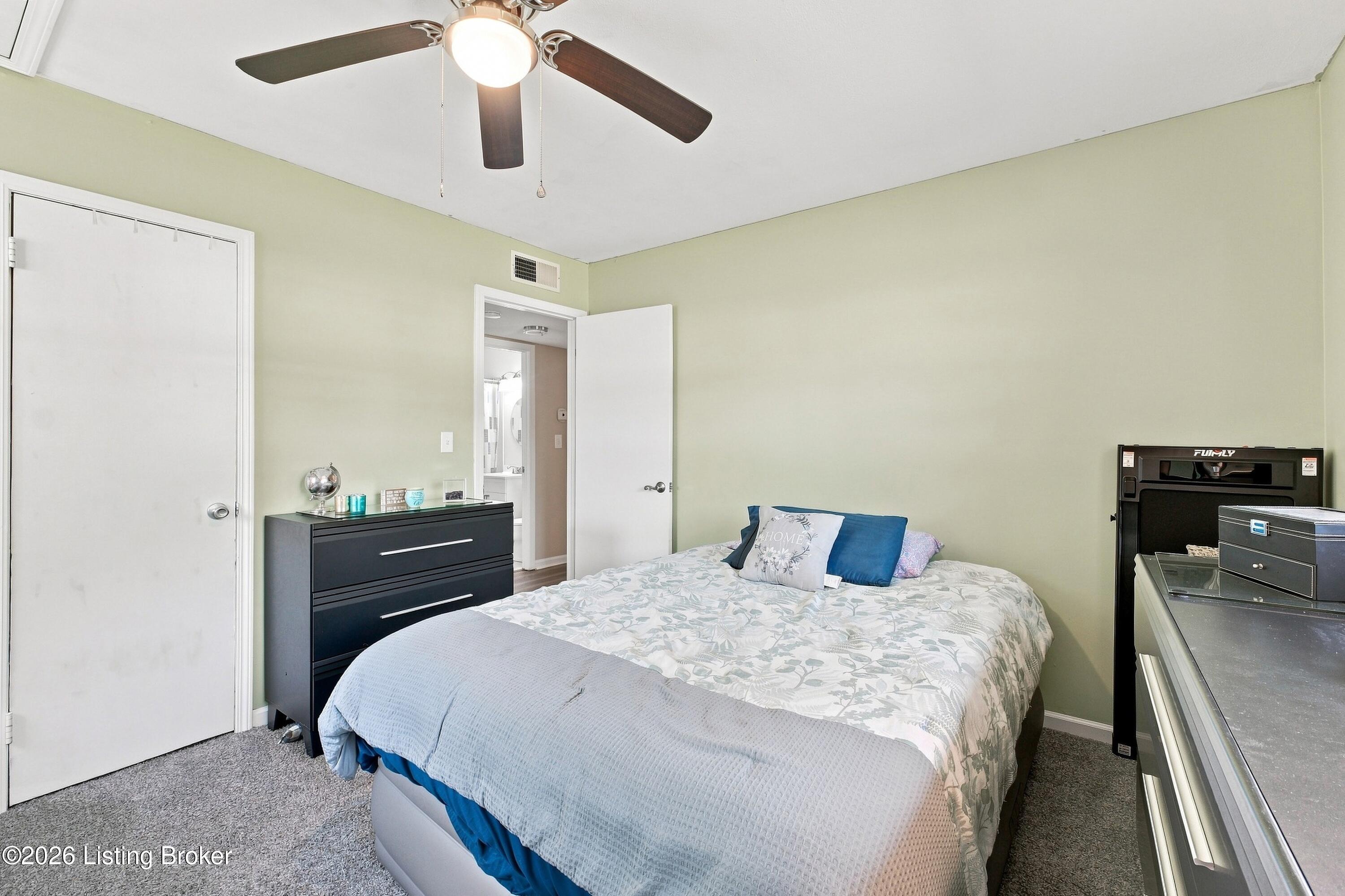 9227 Omar Khayyam Blvd Property Photo 20